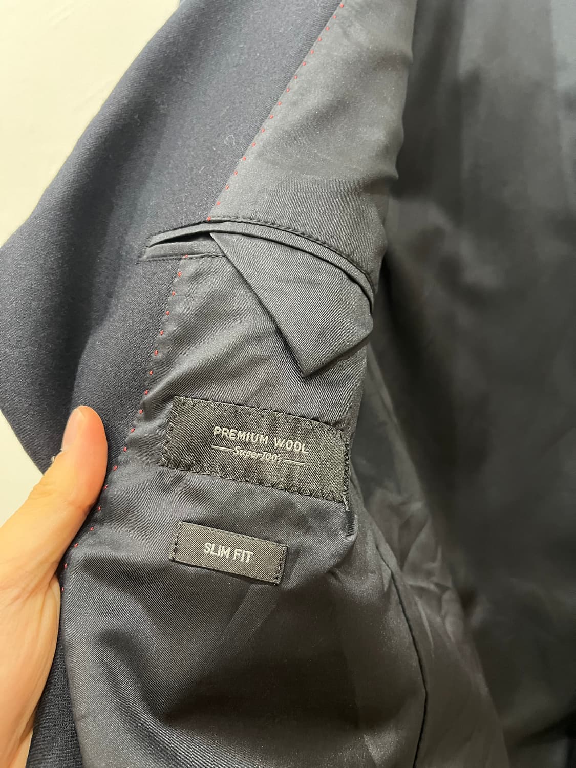 유니클로 울 블레이저 테일러드 자켓 미사용품 네이비 L 상품이미지3