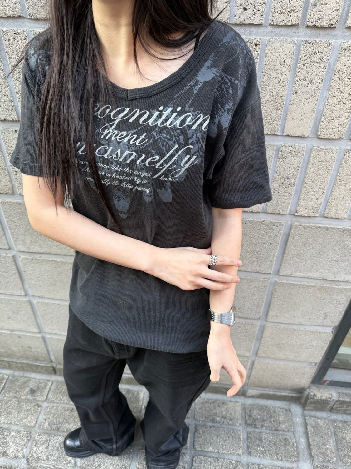 페더 아트워크 반팔 티셔츠 상품이미지5