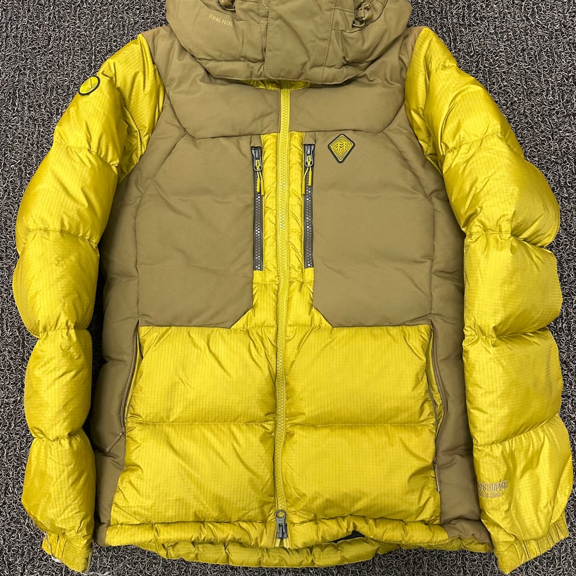 코오롱 스포츠 구스다운 여성 패딩 옐로우 90(S) 상품이미지3