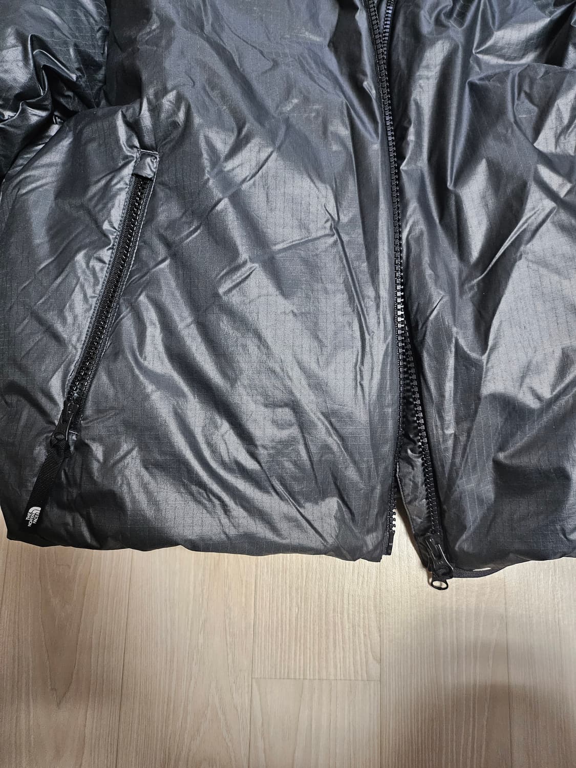 노스페이스 글로시 패딩 상품이미지5