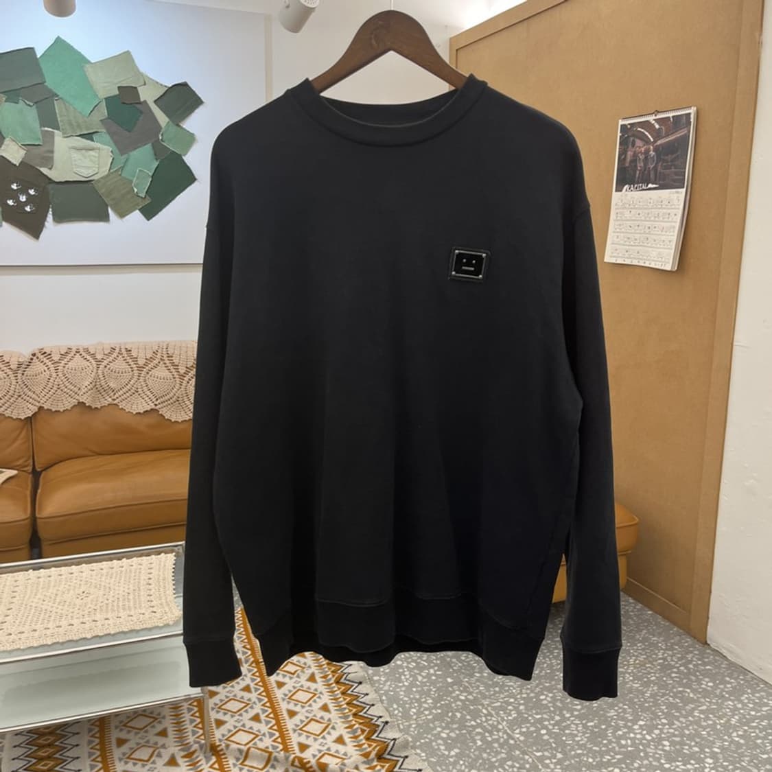 아크네스튜디오 빈티지 키치 메탈 페이스 맨투맨 M C10600 상품이미지3