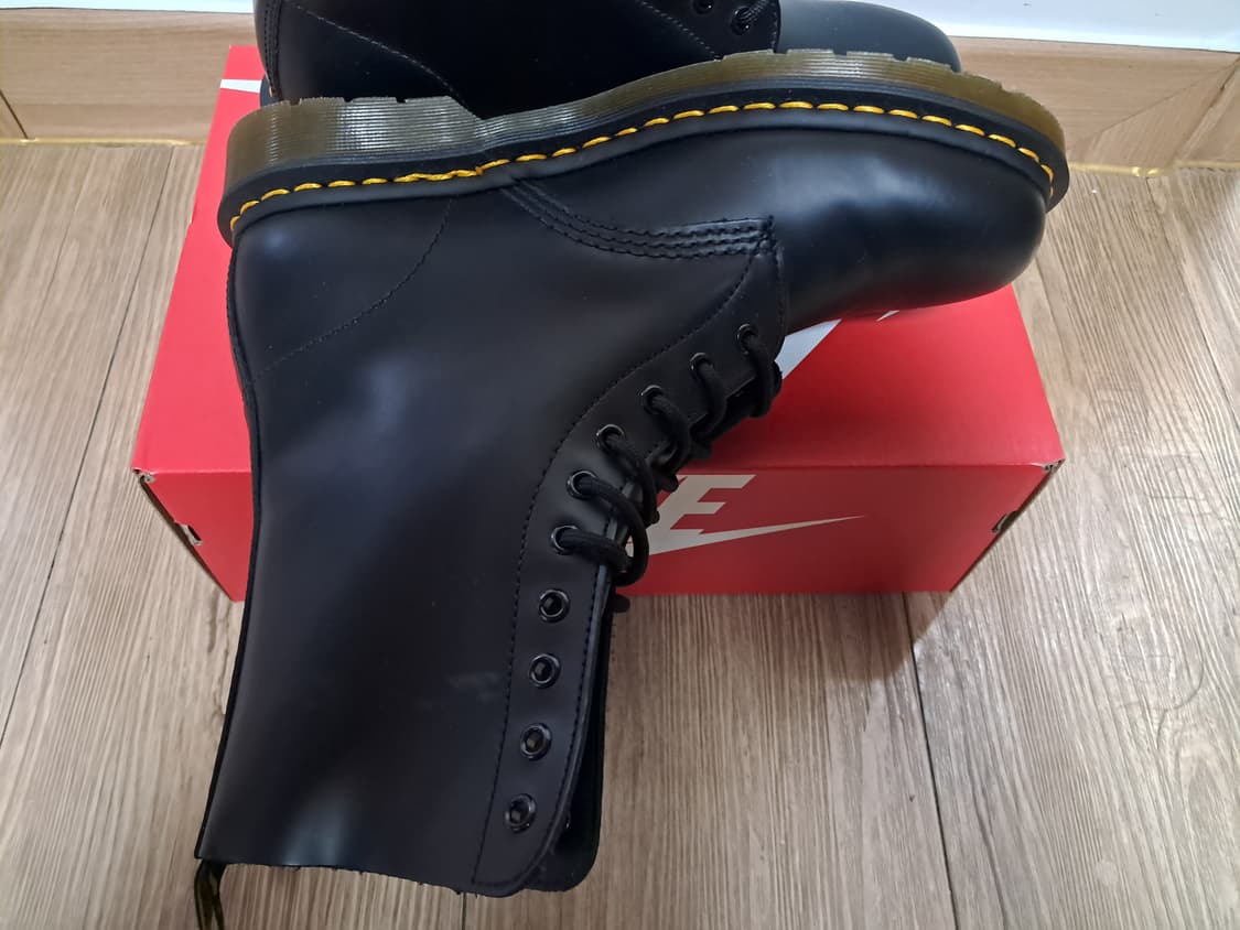 닥터마틴 10홀 부츠 270 상품이미지4
