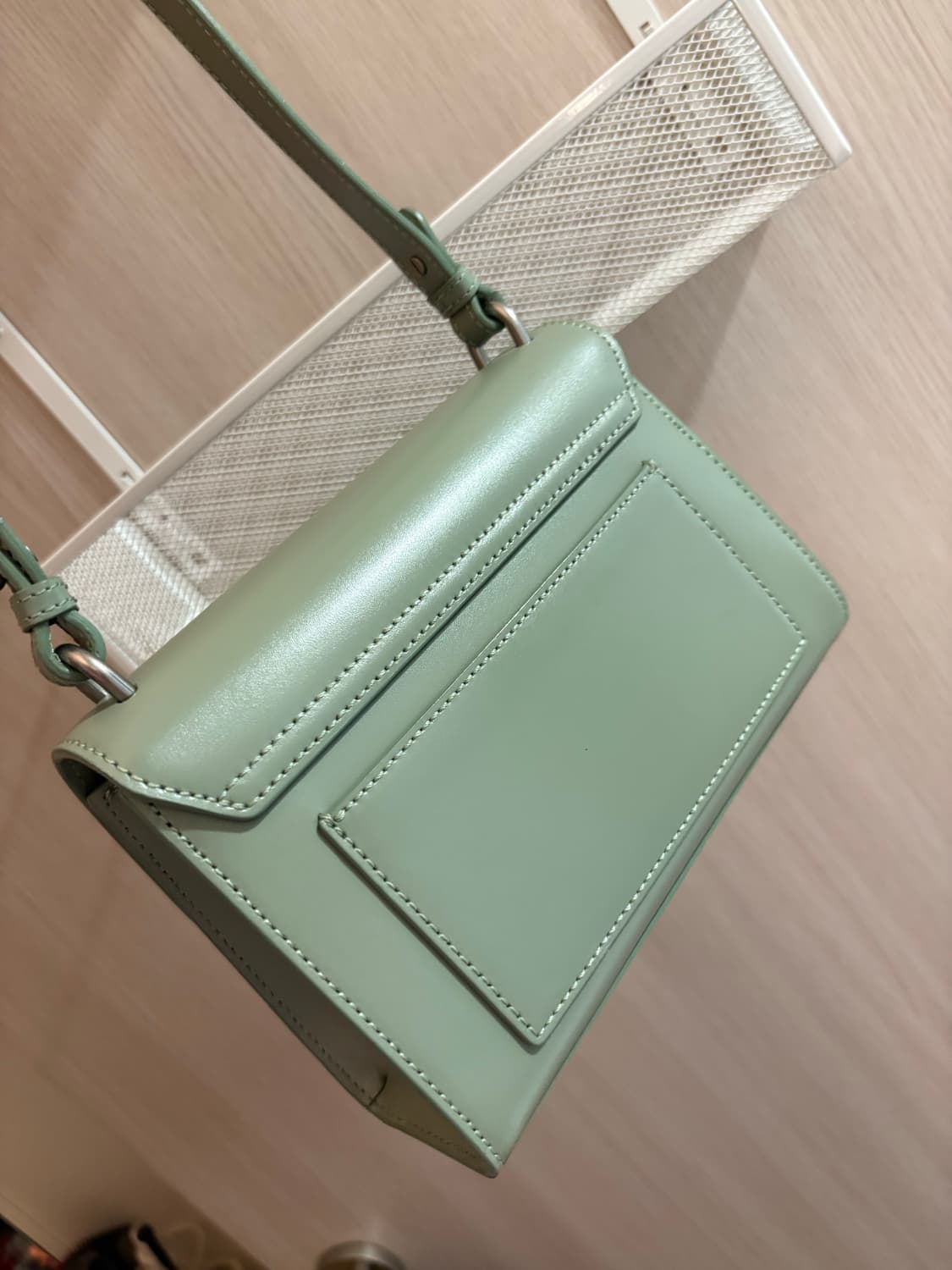 쿠론 디노크로스 민트 크로스백 상품이미지2