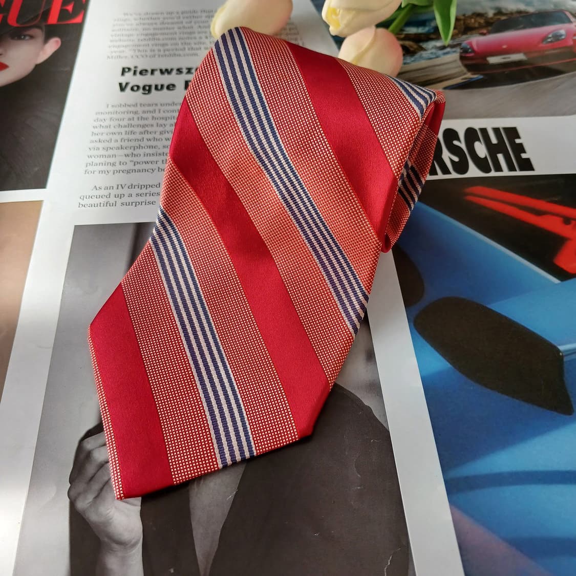 타미 힐피거 실크 레드 스트라이프 넥타이 9.4cm A등급 A19536
 상품이미지2