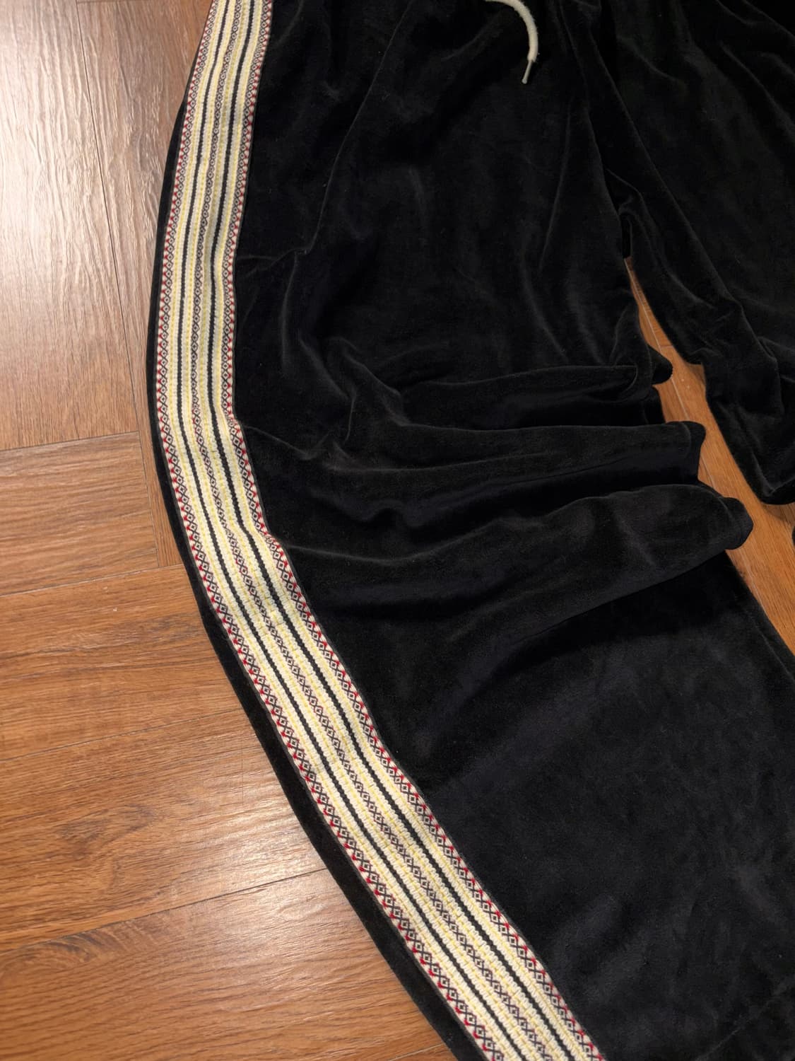 나바호 벨벳 트랙팬츠 상품이미지4