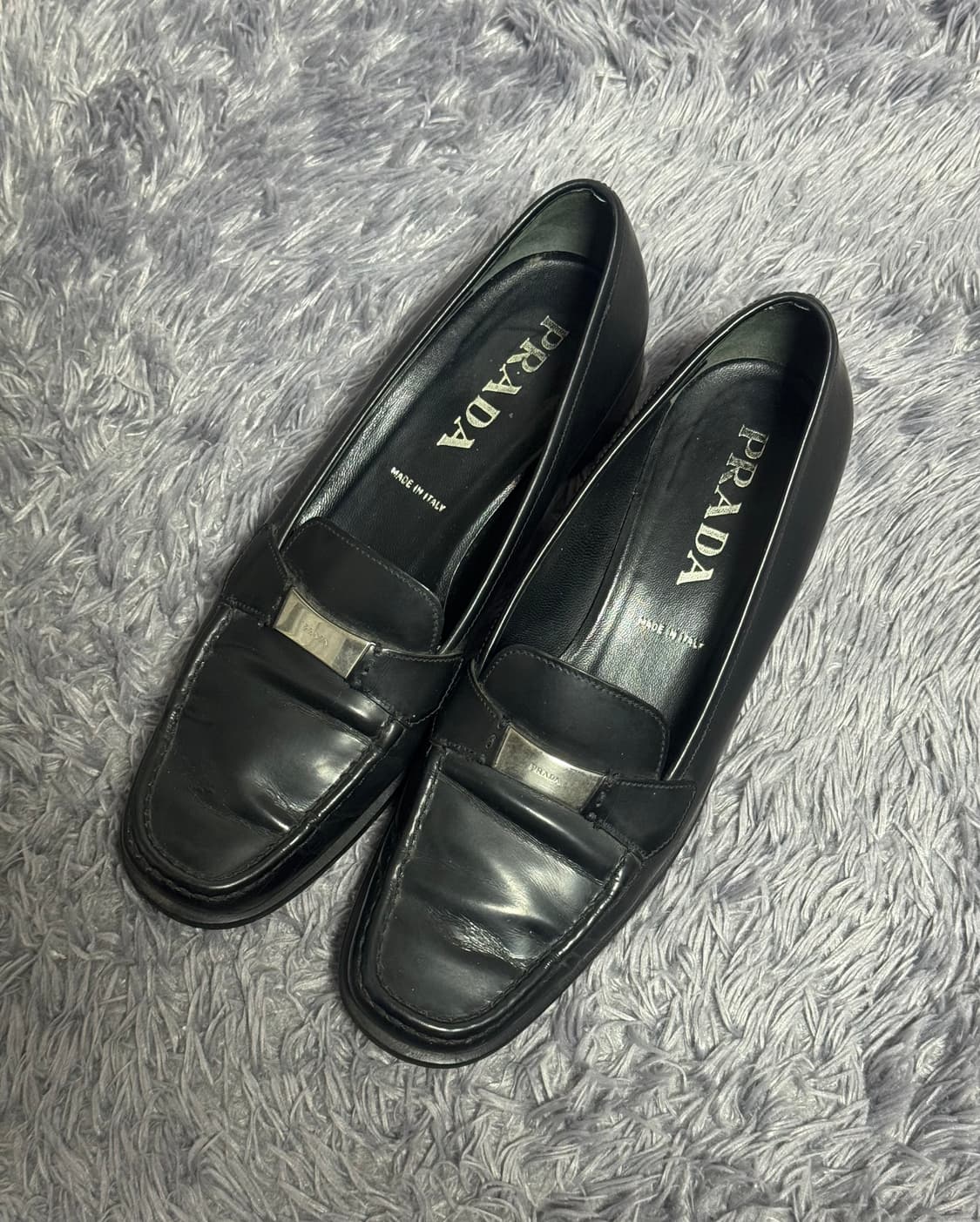 프라다 블랙 로퍼 상품이미지1