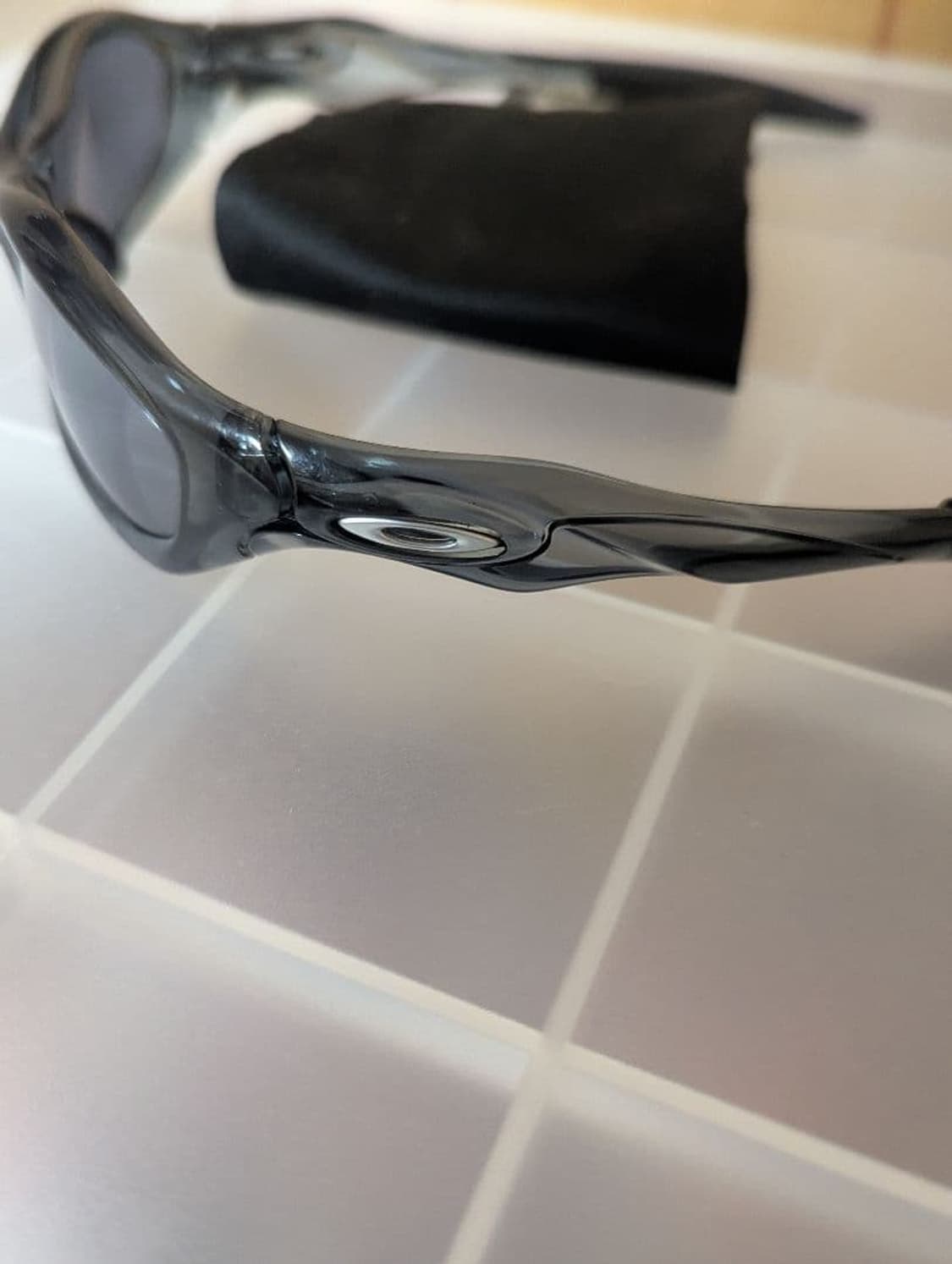오클리 언노운 (Oakley Unknown) 크리스탈 블랙 선글라스 상품이미지3