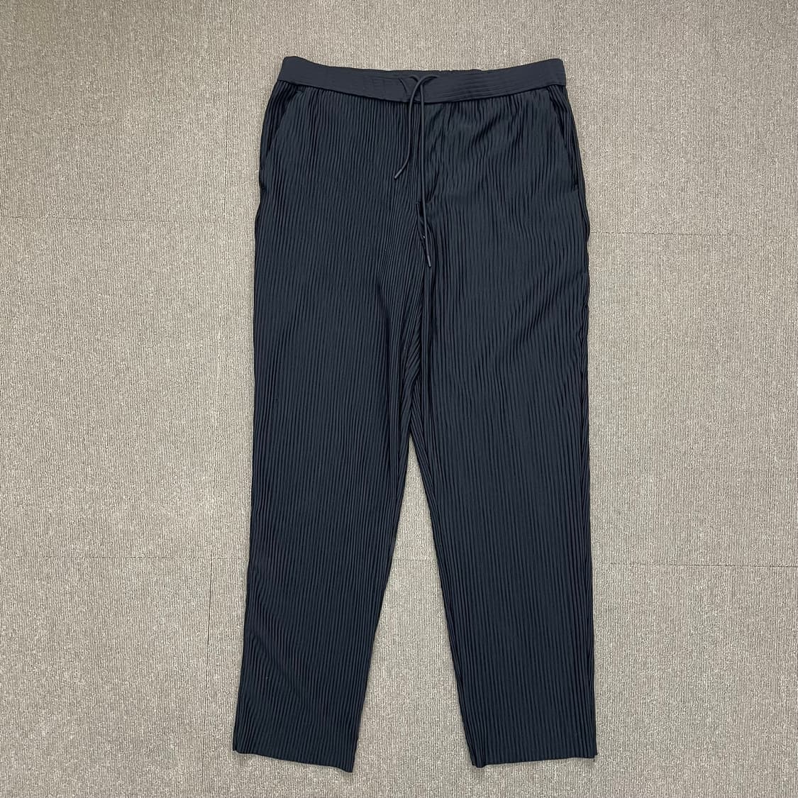 zara 자라 이세이미야케st 플리츠 팬츠  상품이미지1
