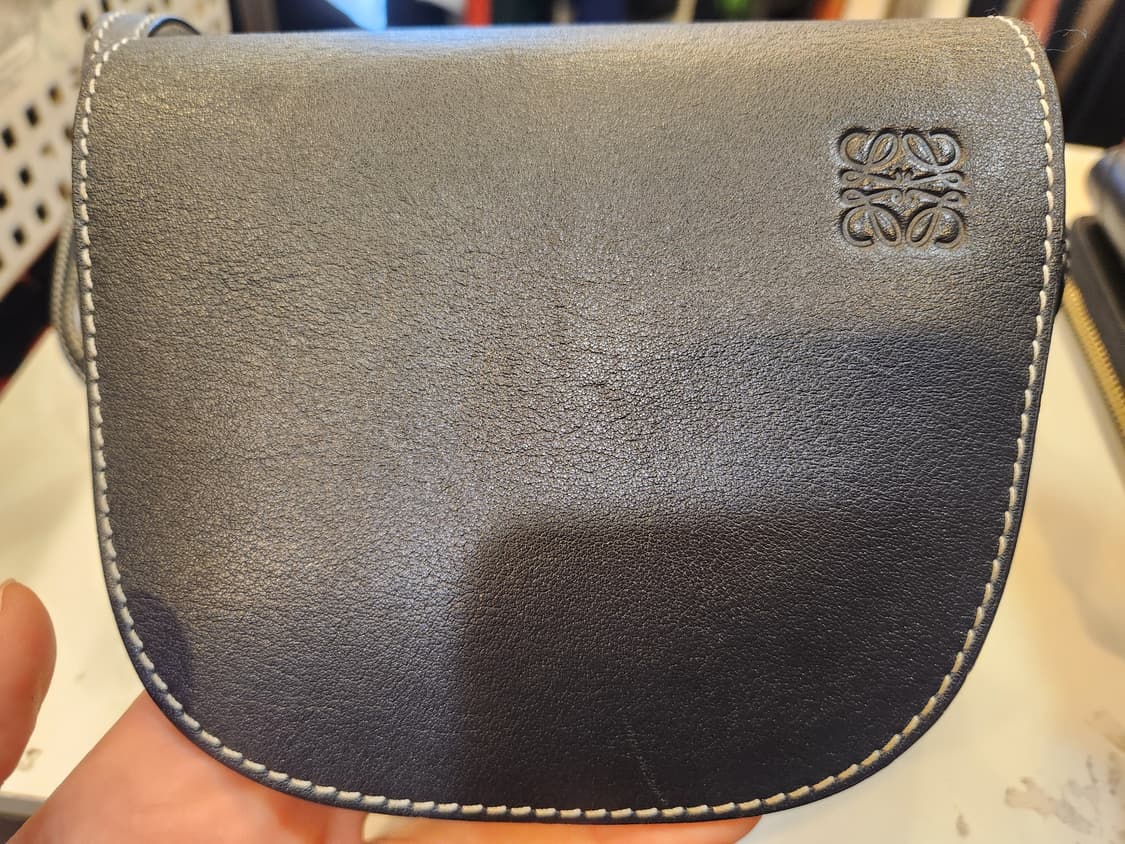 로에베 게이트백 미니 블랙  상품이미지2