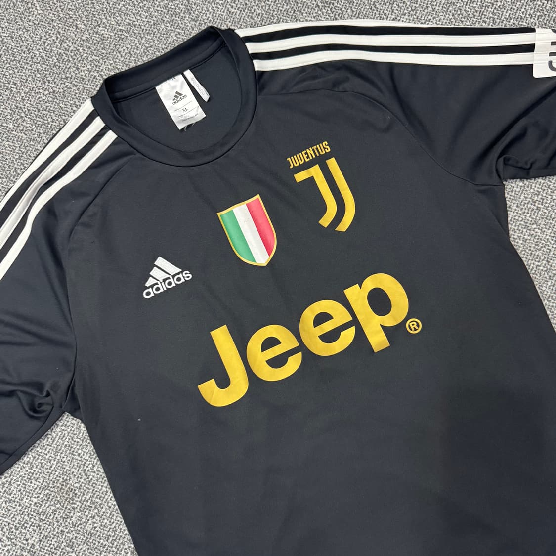 아디다스 유벤투스 유니폼 상품이미지2
