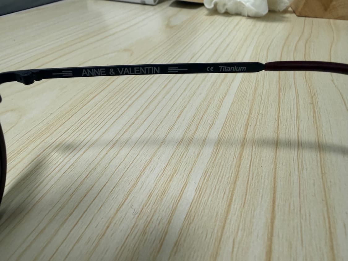 안네발렌틴 M2 와인 컬러 판매합니다 상품이미지2