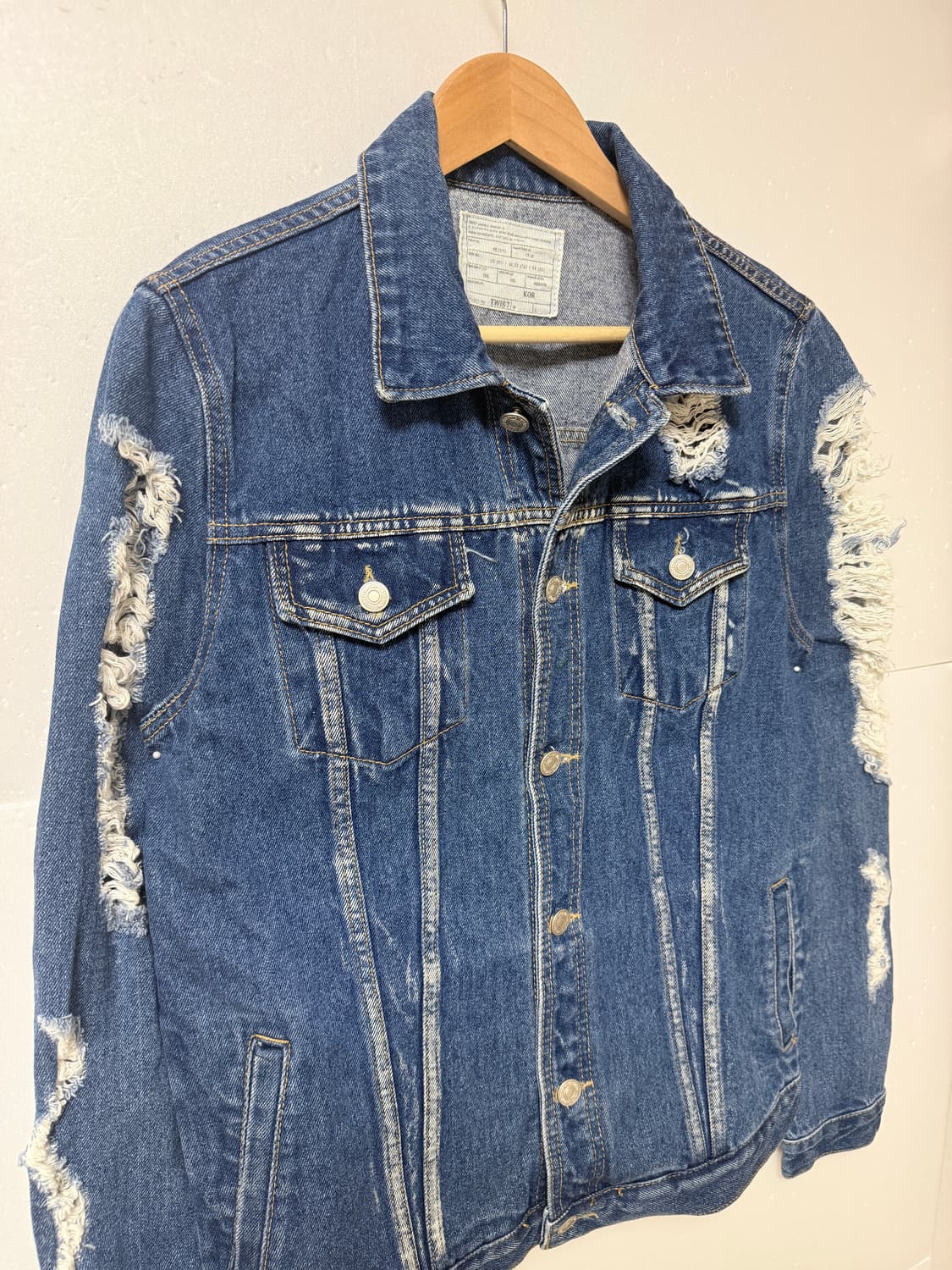 트위스트(TWIST) 데미지 데님 자켓 워싱 청자켓 Free 데일리 상품이미지3