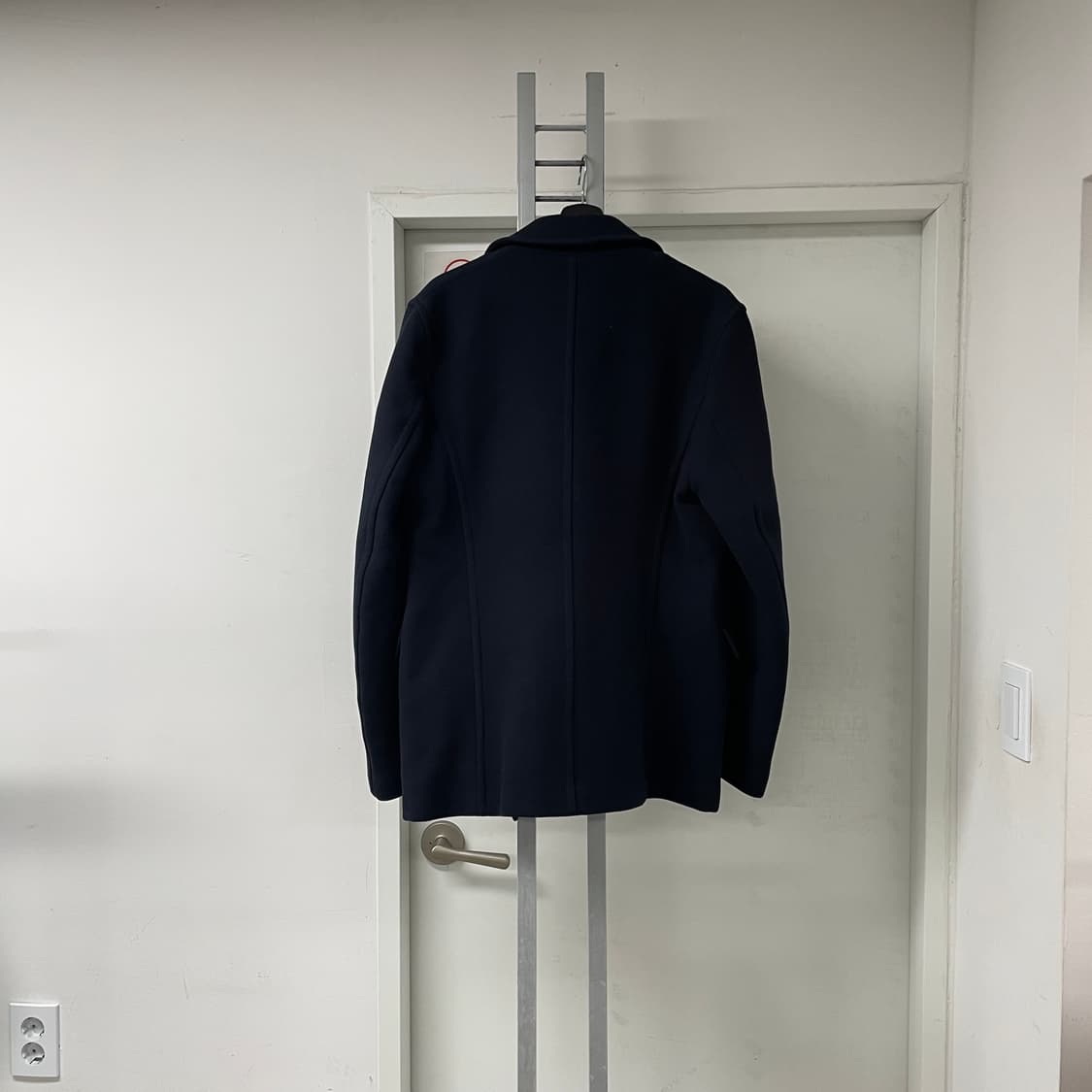 페레가모 네이비 코트 50 상품이미지7