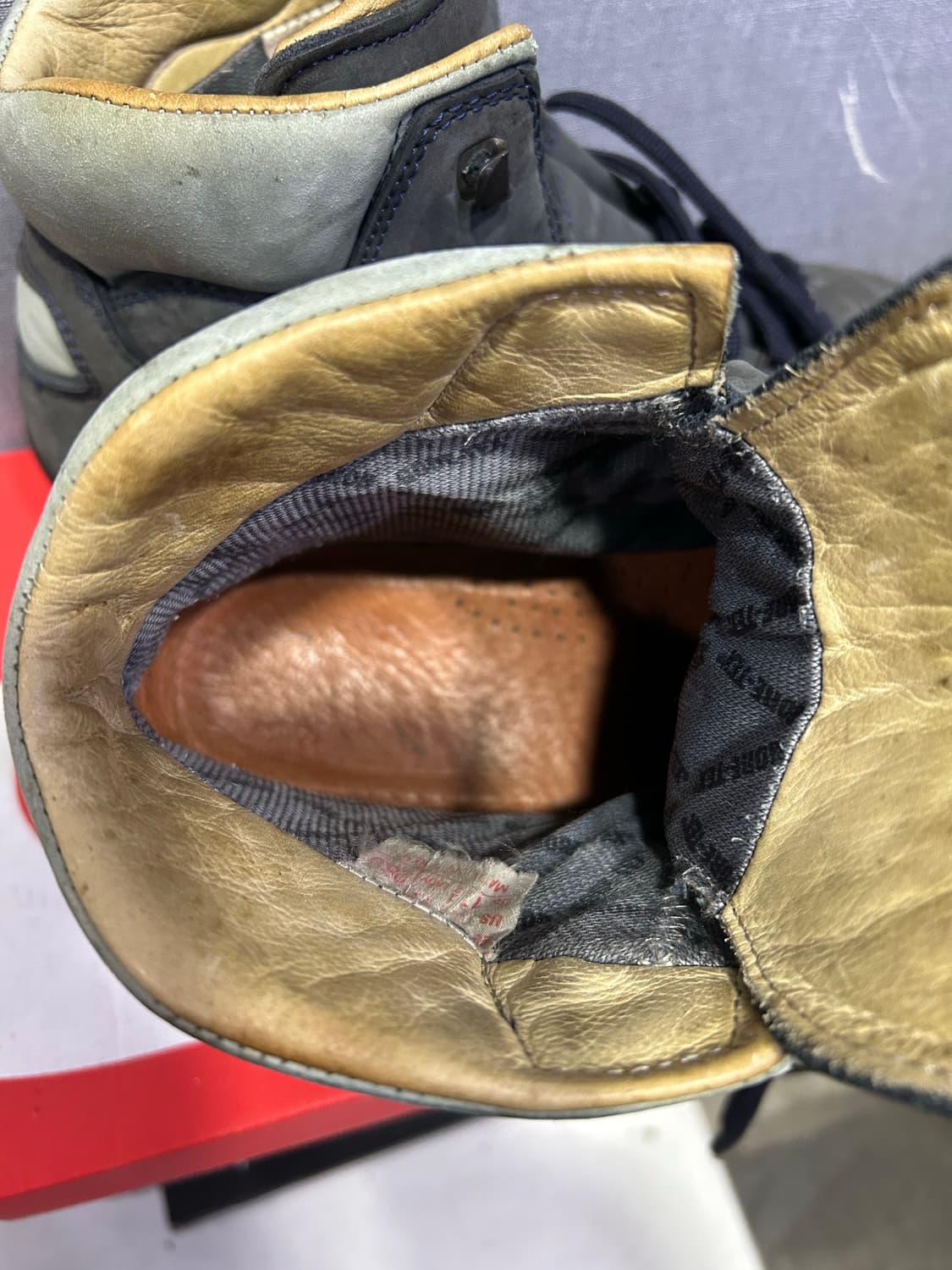 돌로마이트 등산화 상품이미지3