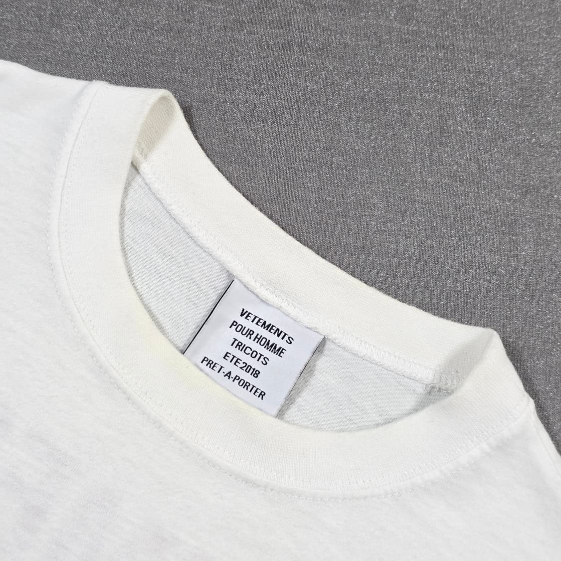 XS) 18ss VETEMENTS 베트멍 STAFF 반팔티셔츠 100 상품이미지5