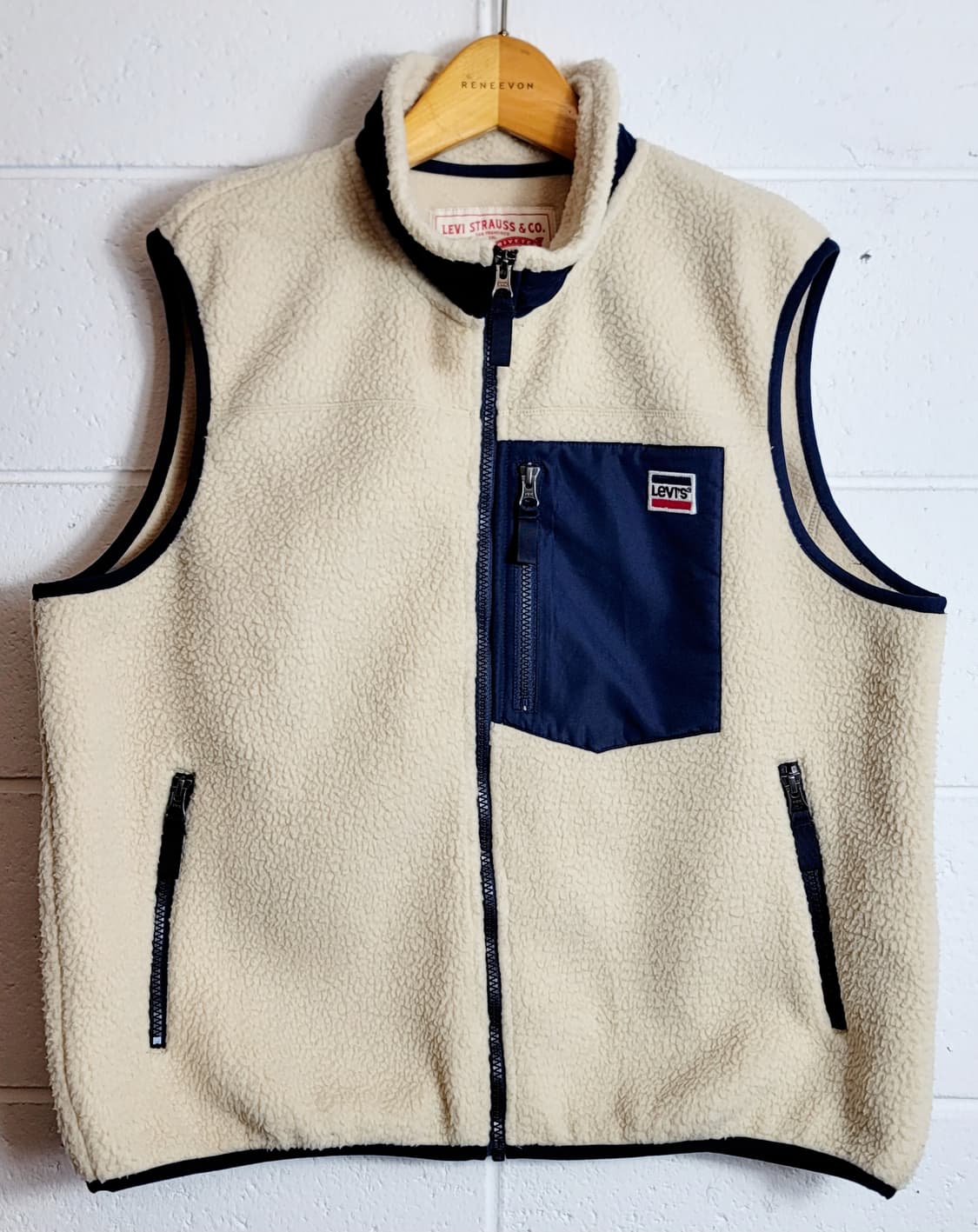 리바이스(남여공용) 양털 후리스 베스트(조끼) 판매 상품이미지1