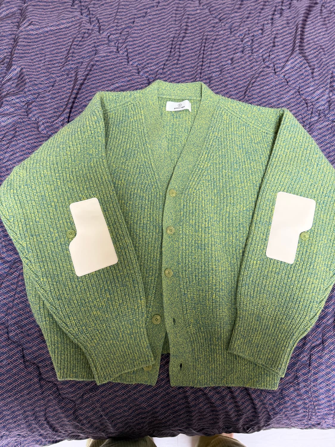 이얼즈어고 로버울 가디건 01 - 2 바나나 크로톤 색상 상품이미지3