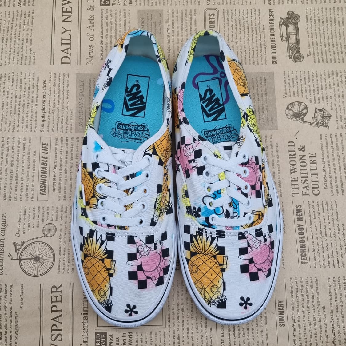 반스 어센틱스폰지밥  스니커즈290 상품이미지2