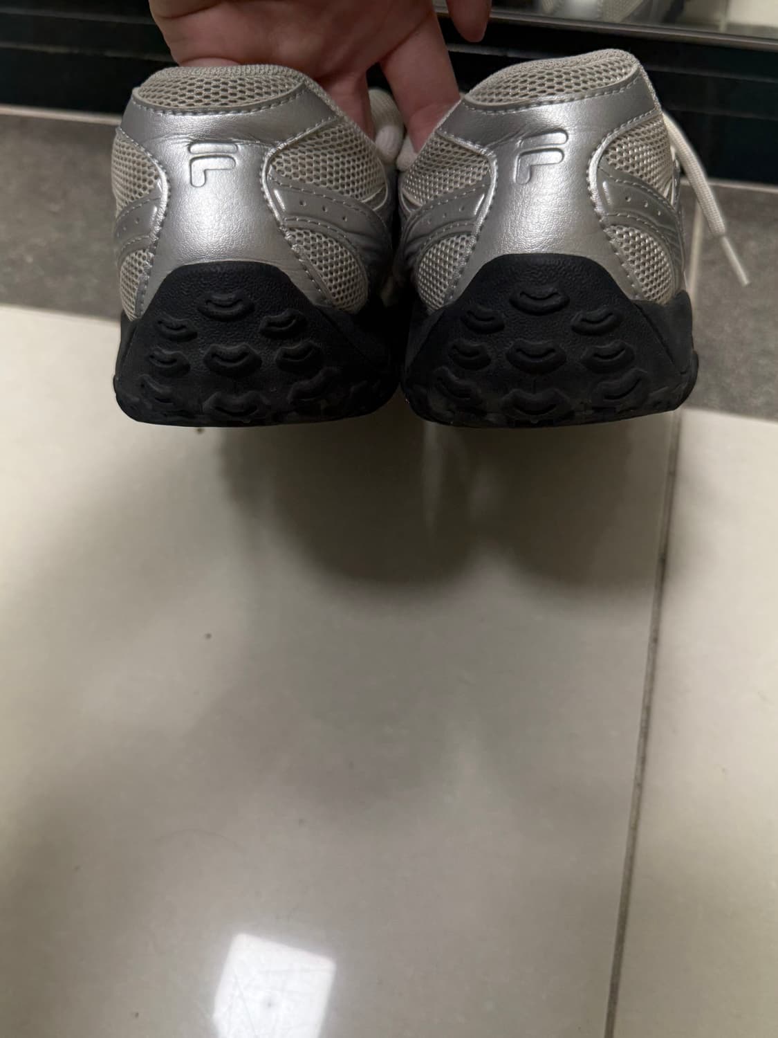 휠라 에샤페 실버문 250 상품이미지3