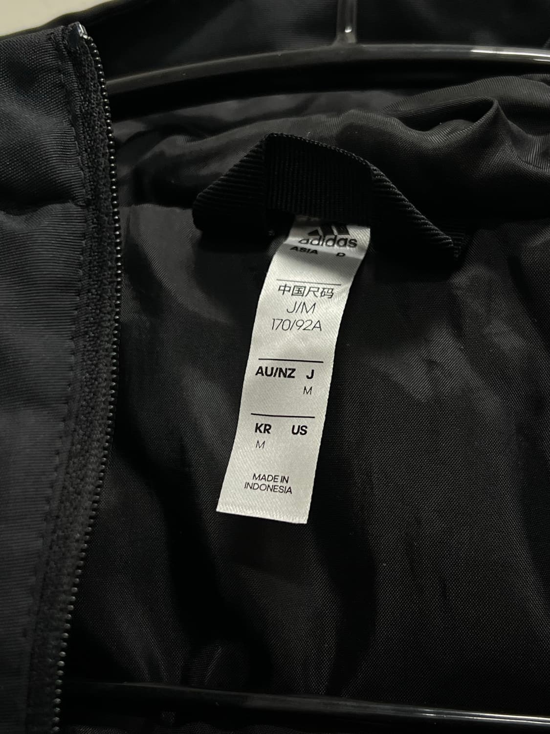 아디다스 인서레이티드 바람막이 패딩 자켓 블랙  상품이미지4