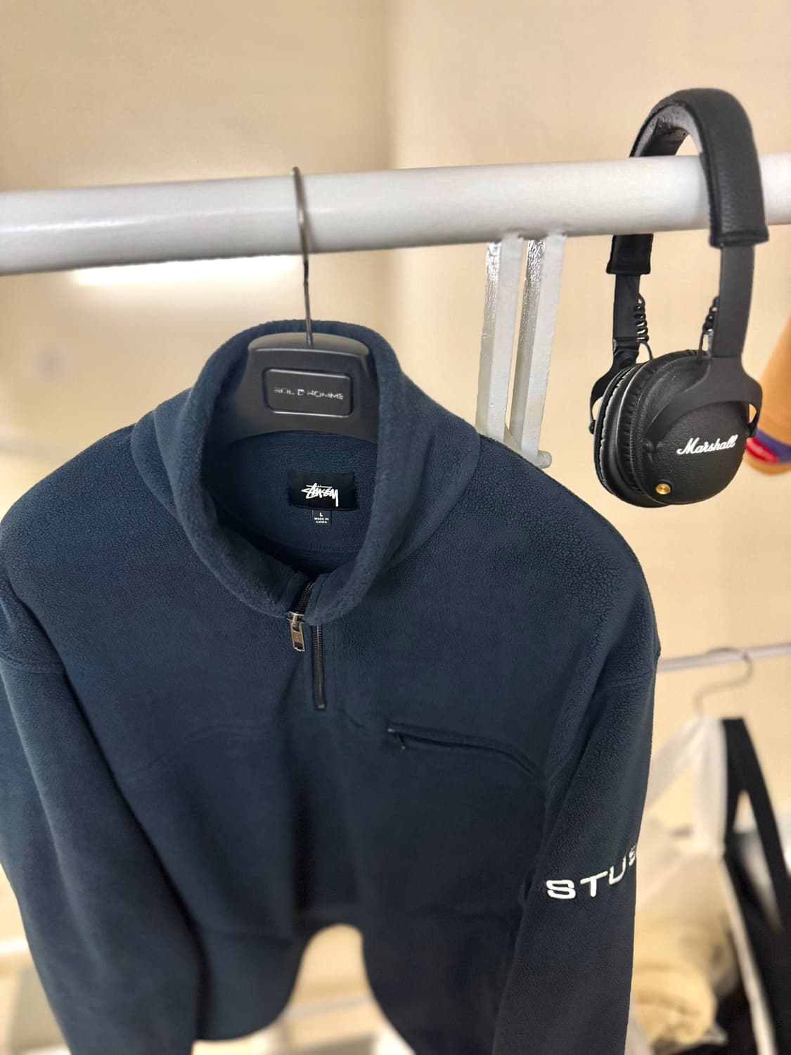 스투시 [20만구매.정품] 자수 플리스 하프집업 스웻셔츠 L(105) 상품이미지1