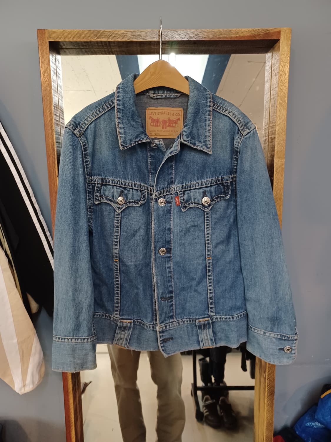 리바이스 빈티지 웨스턴 데님자켓 100 상품이미지1