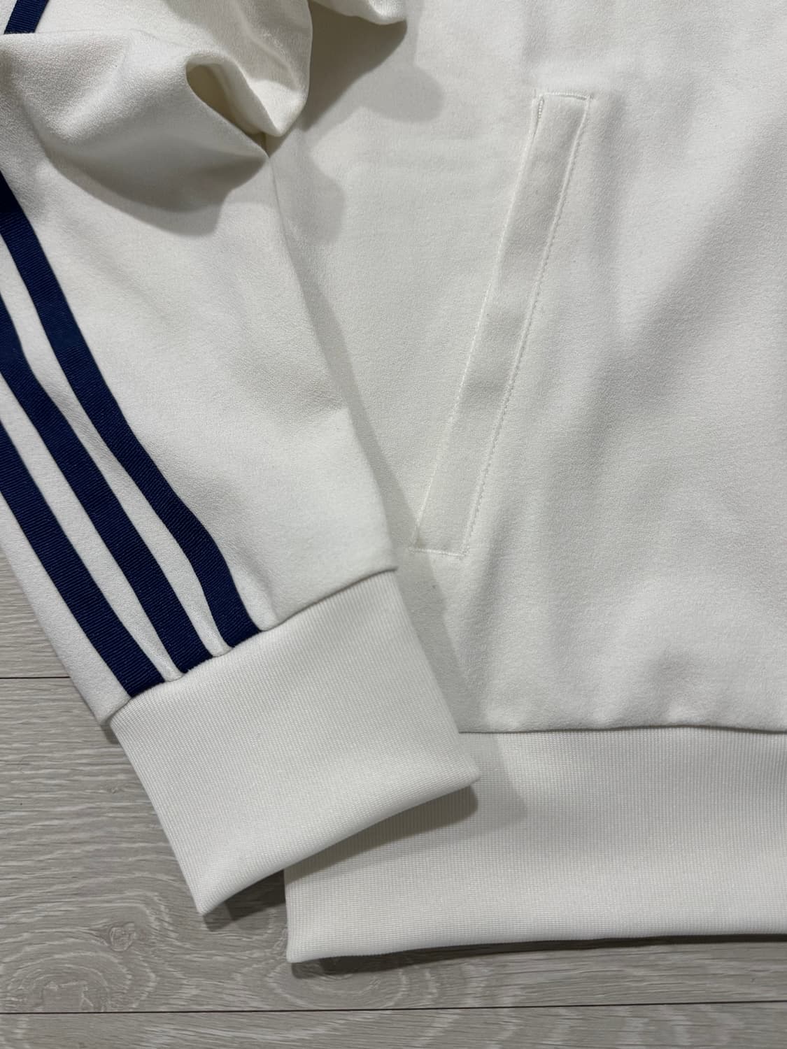 아디다스 워먼 BB 크레페 트랙탑 화이트  상품이미지2