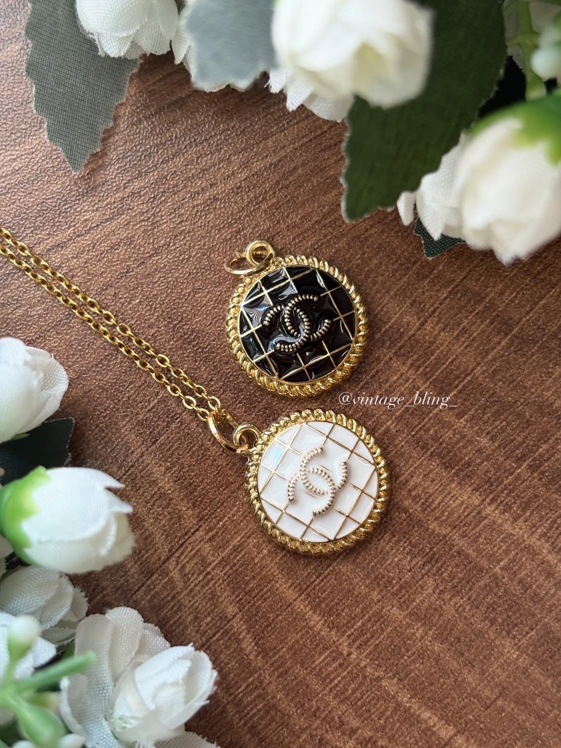 샤넬 격자 그리드 패턴 로고 골드 목걸이 상품이미지2