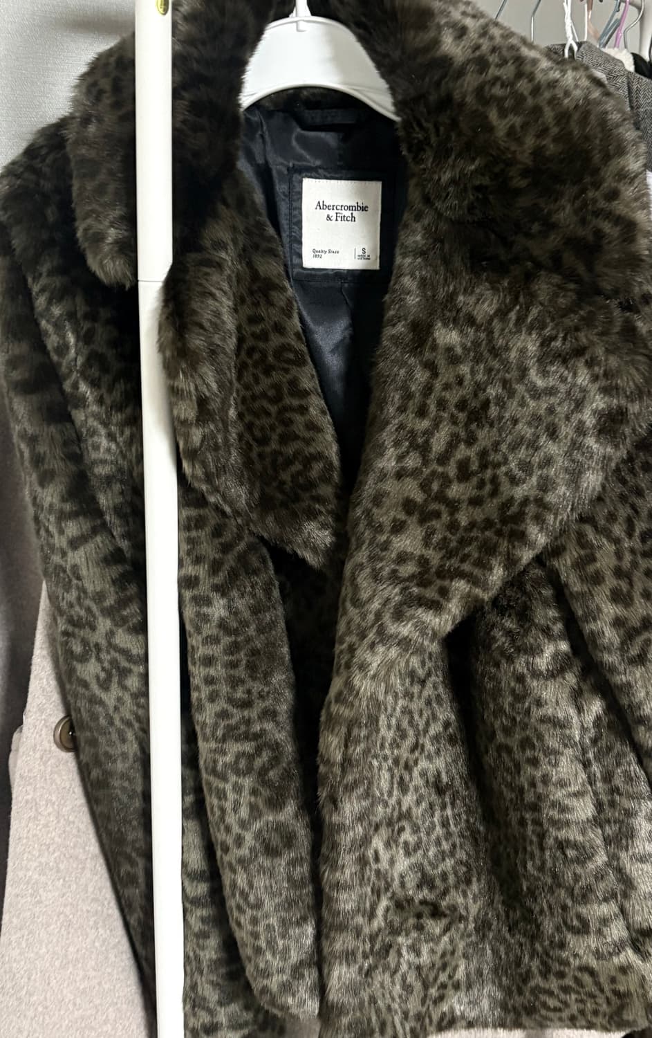 Rare 아베크롬비 레오파드 호피 퍼자켓 갸루 상품이미지3