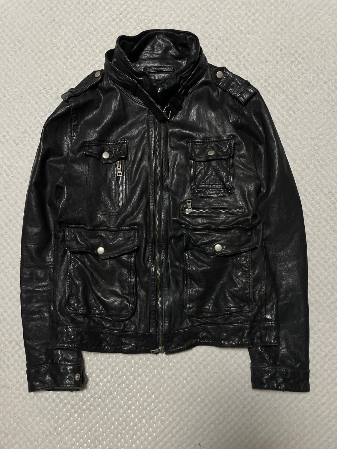 웨스턴 무드 2WAY 램스킨 양가죽 절개 포켓 레더 자켓 상품이미지1