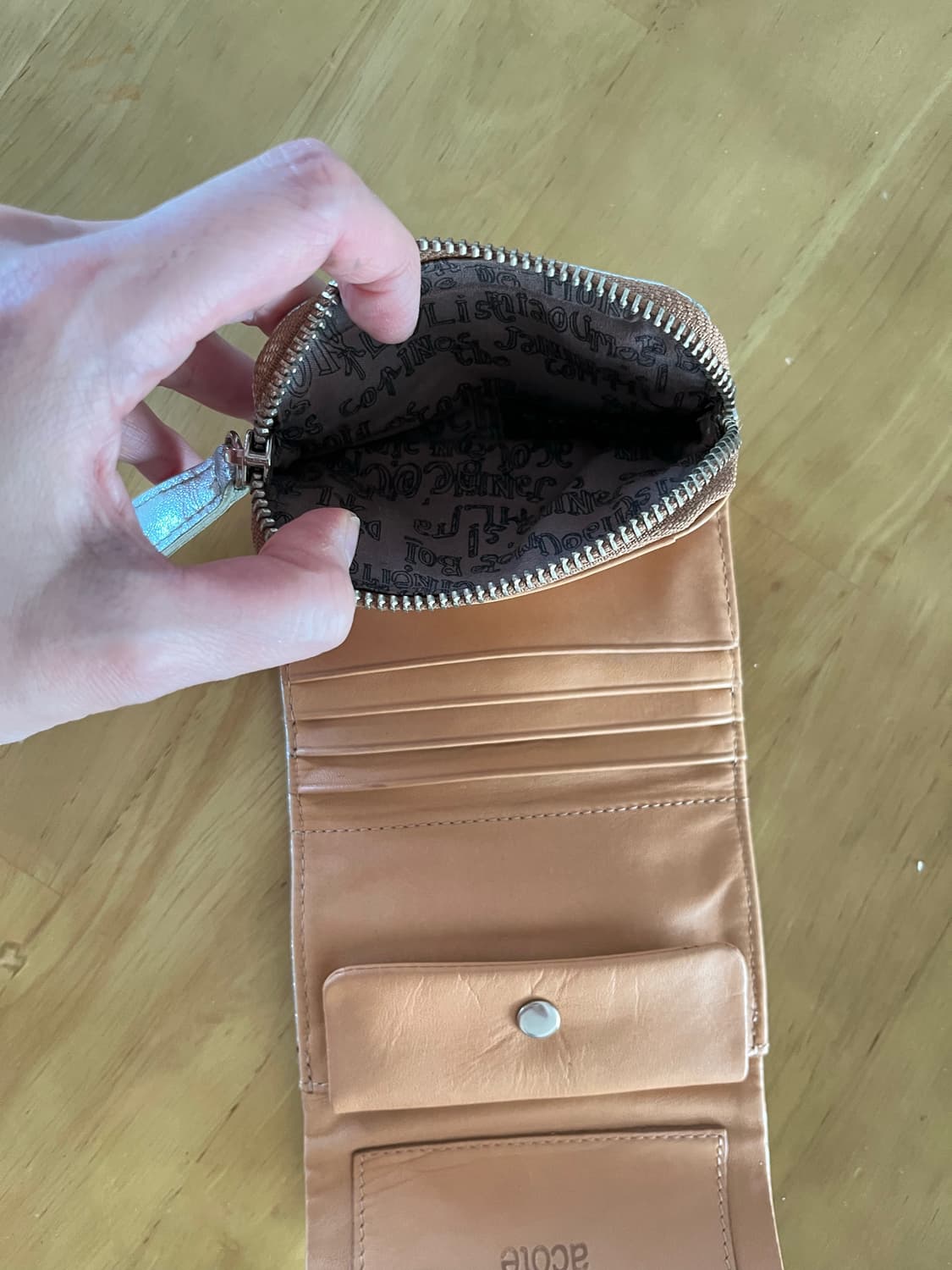 파리에서 구입한 지갑 acote 실버 천연가죽 상품이미지8