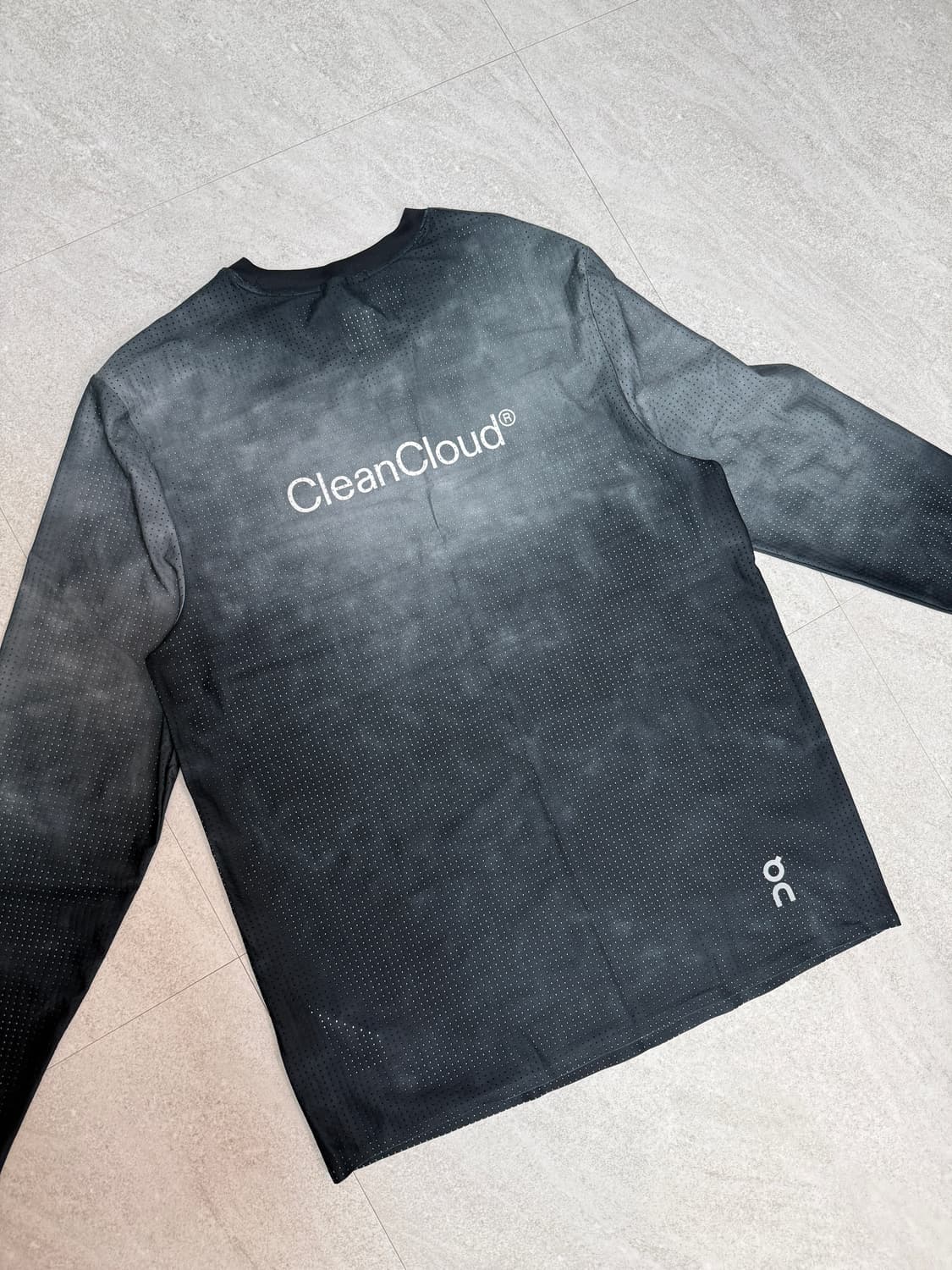 온러닝 페이스 메쉬 긴팔 S사이즈 상품이미지2