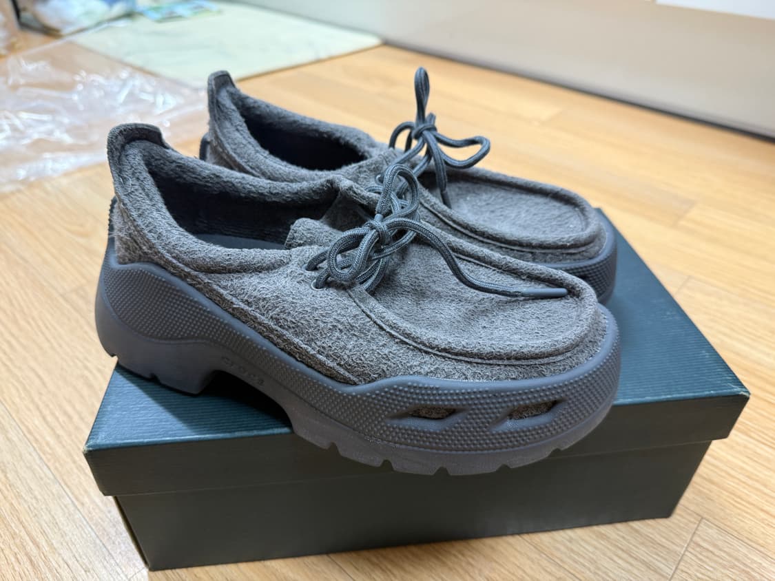 크록스 Exp 갤러리 블랙 250 사이즈 팝니다. 상품이미지1