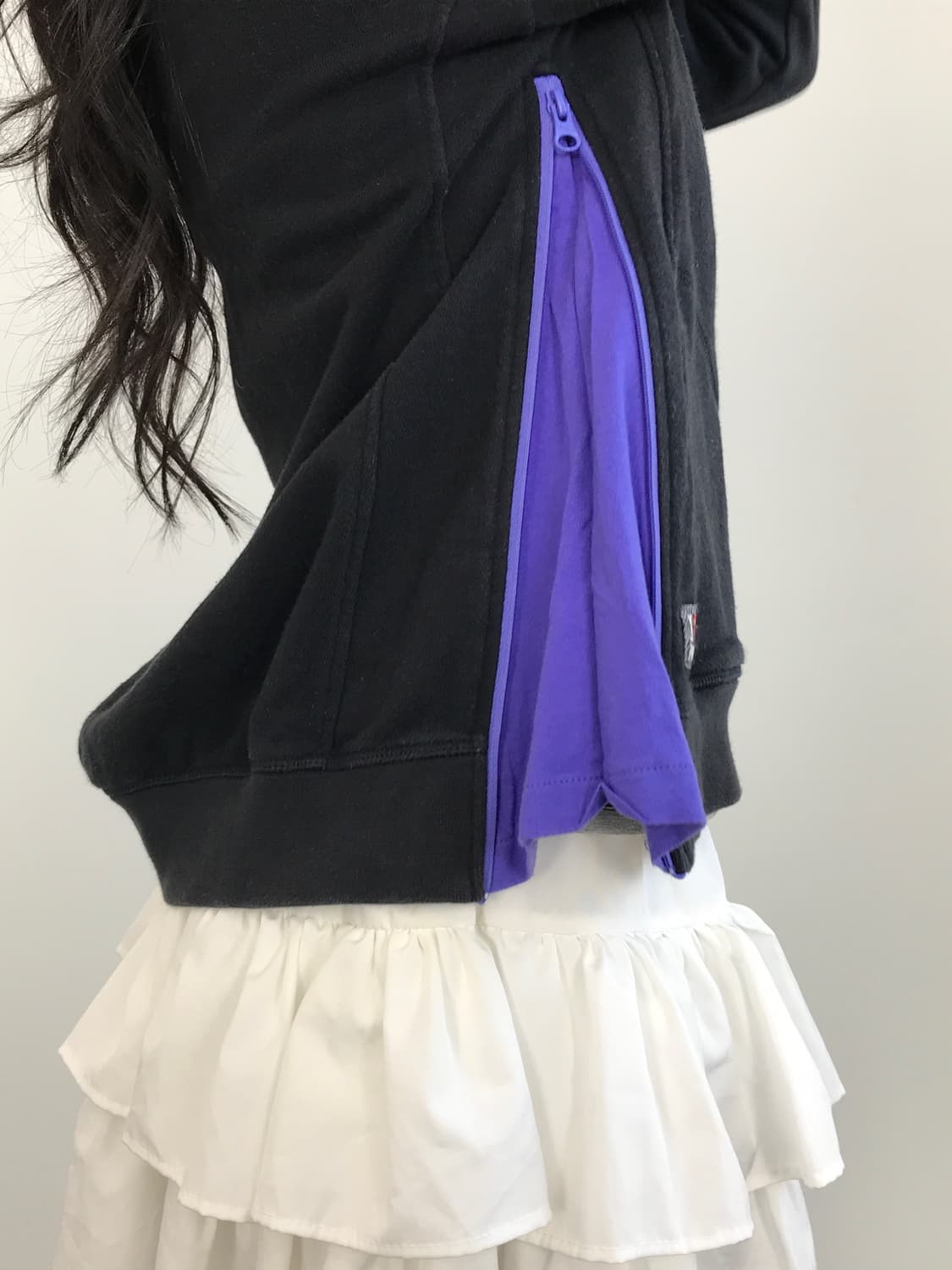 'PUMA' Black & Purple High-Neck Zip-Up  상품이미지4