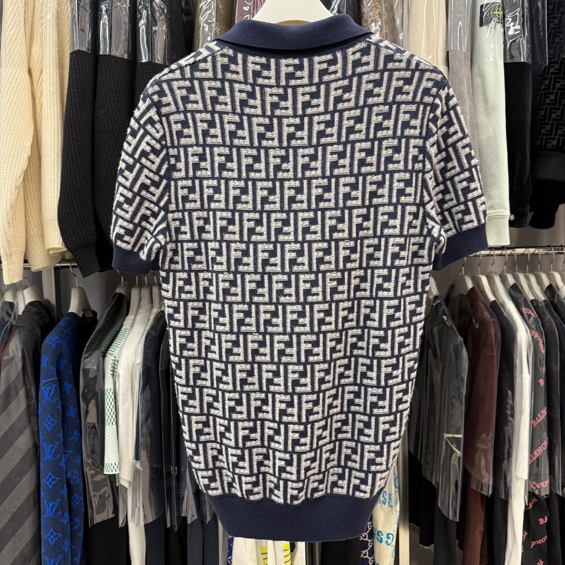 [리오브전포점] 펜디 FF 카라 반팔 상품이미지2