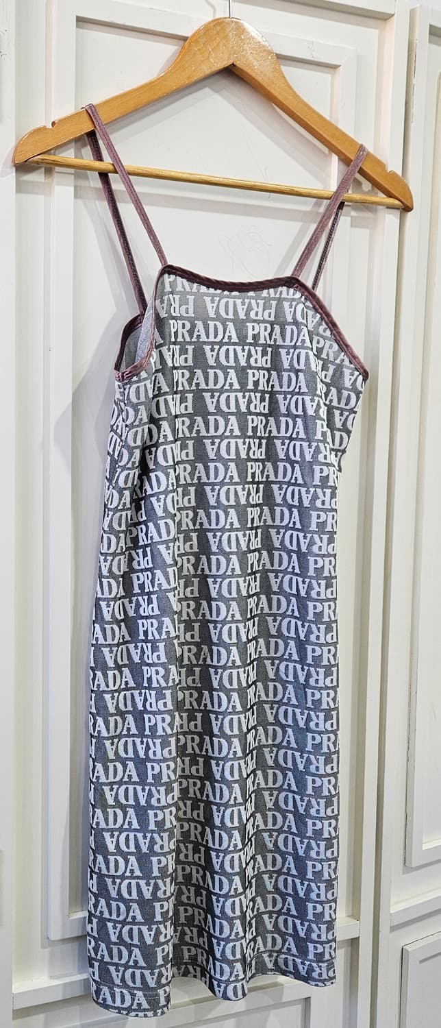 프라다(PRADA) 로고매니아 Y2K 슬립 원피스 상품이미지2