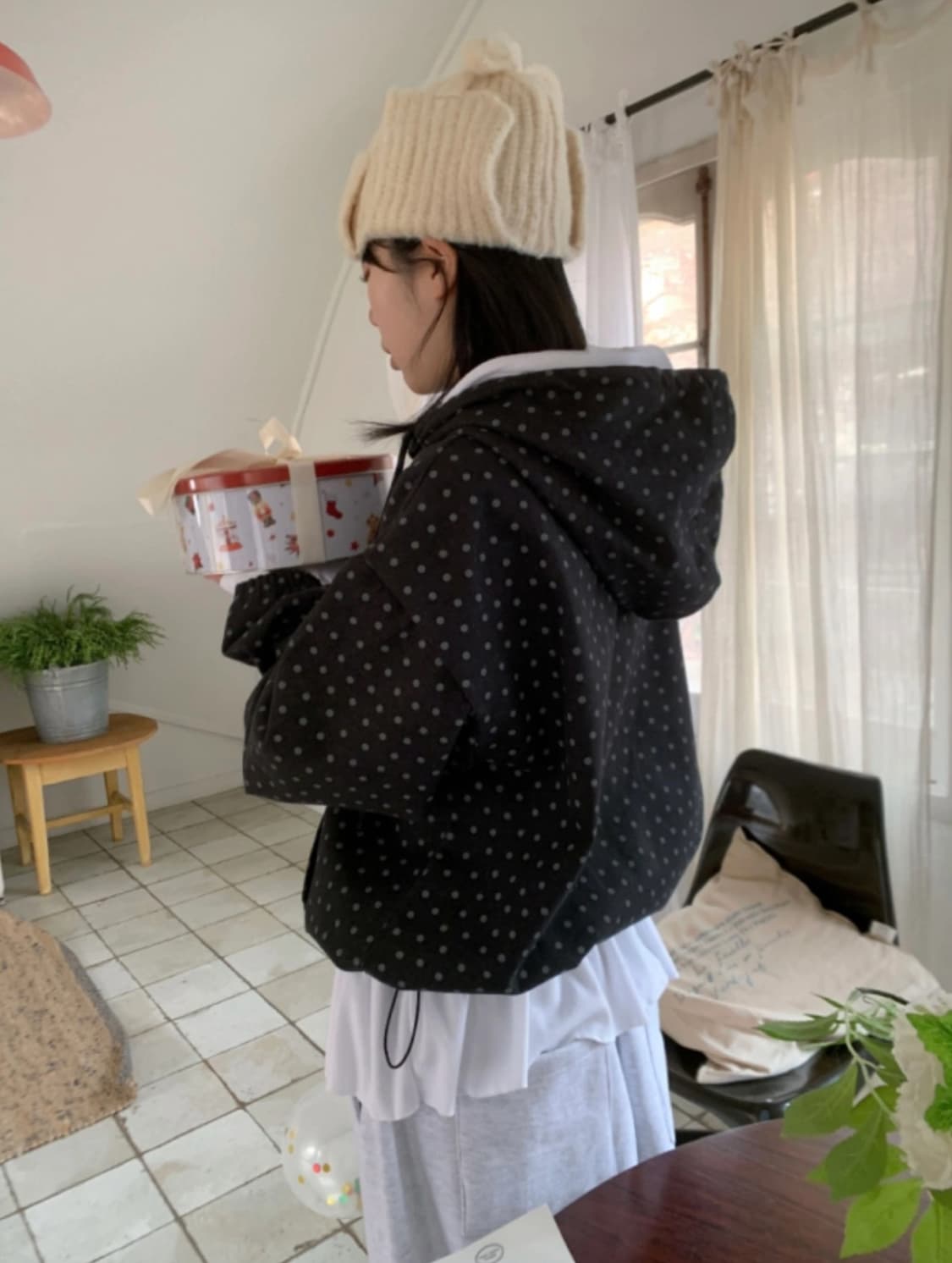 서울베이스드 도트 후드집업 상품이미지2