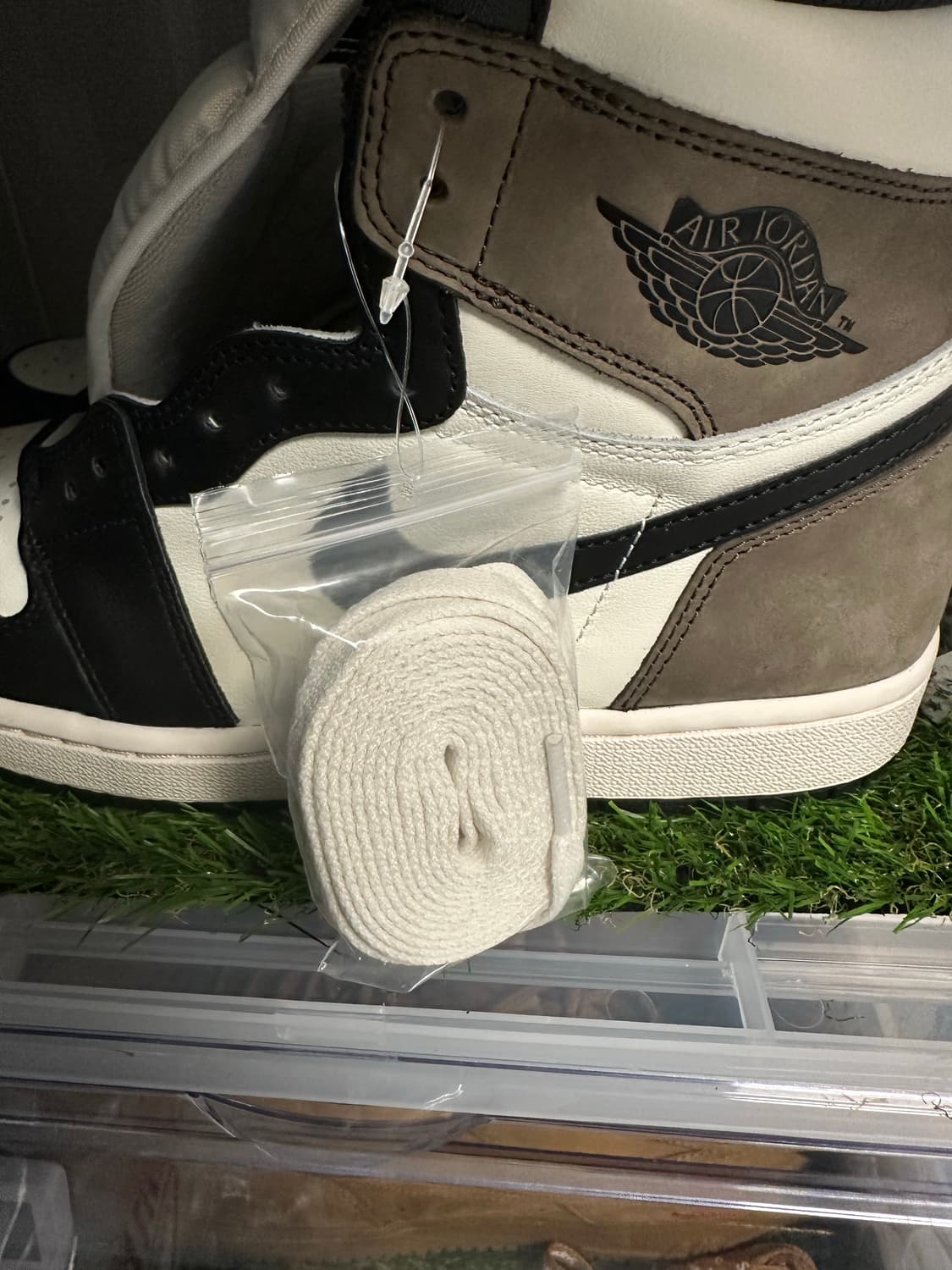 조던1 다크모카 285 새상품 상품이미지2