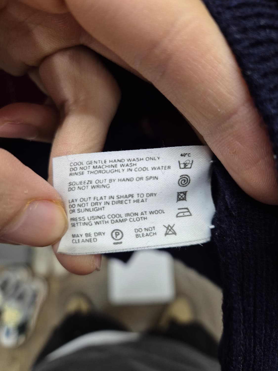 버버리 아가일 니트 42사이즈 100% 램스울 상품이미지5