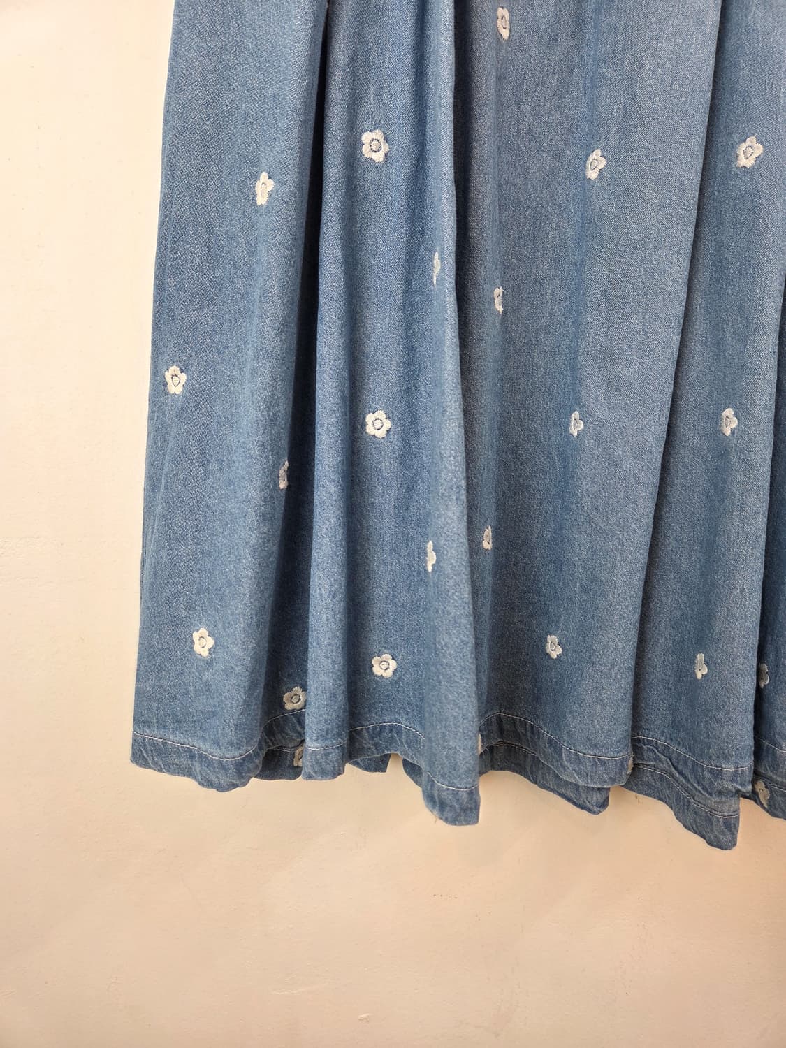 러블리 꽃자수 데님 롱스커트 상품이미지3