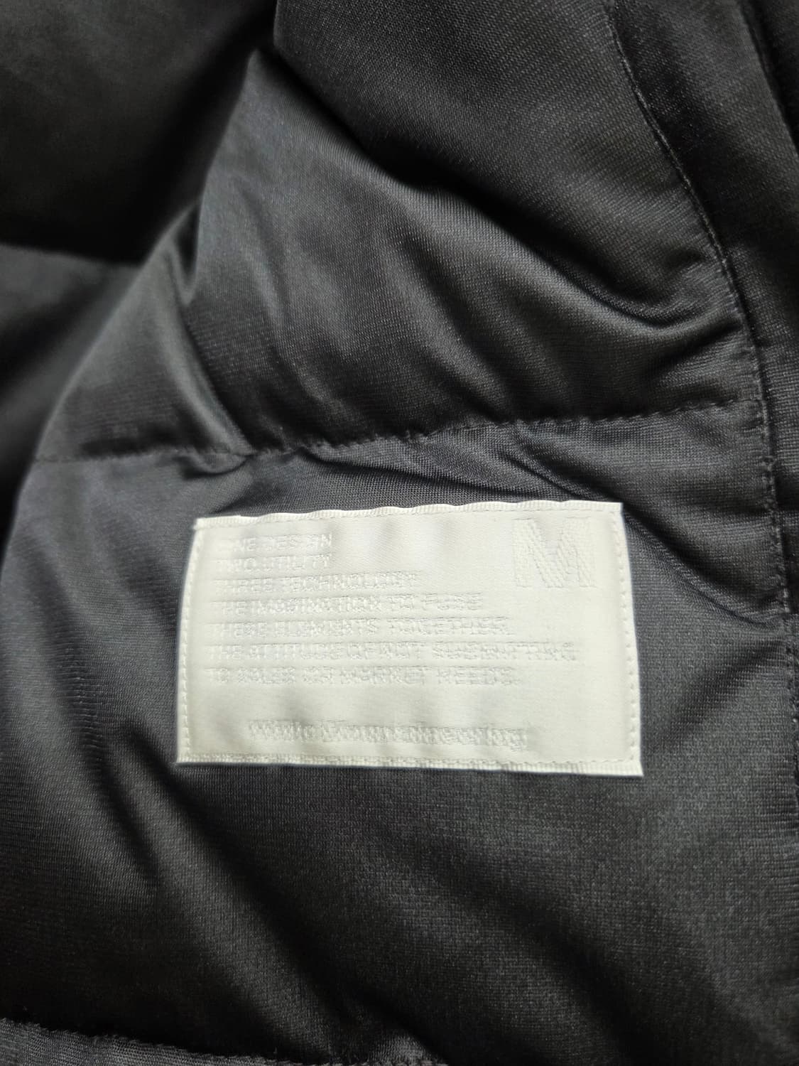 화이트마운티니어링 에스닉 니트 덕다운 베스트 상품이미지5