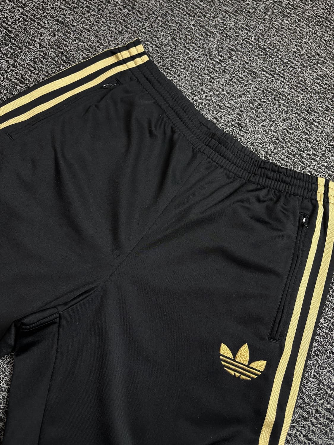 아디다스 파이어버드 올드스쿨 와이드 트랙팬츠 1866 상품이미지3