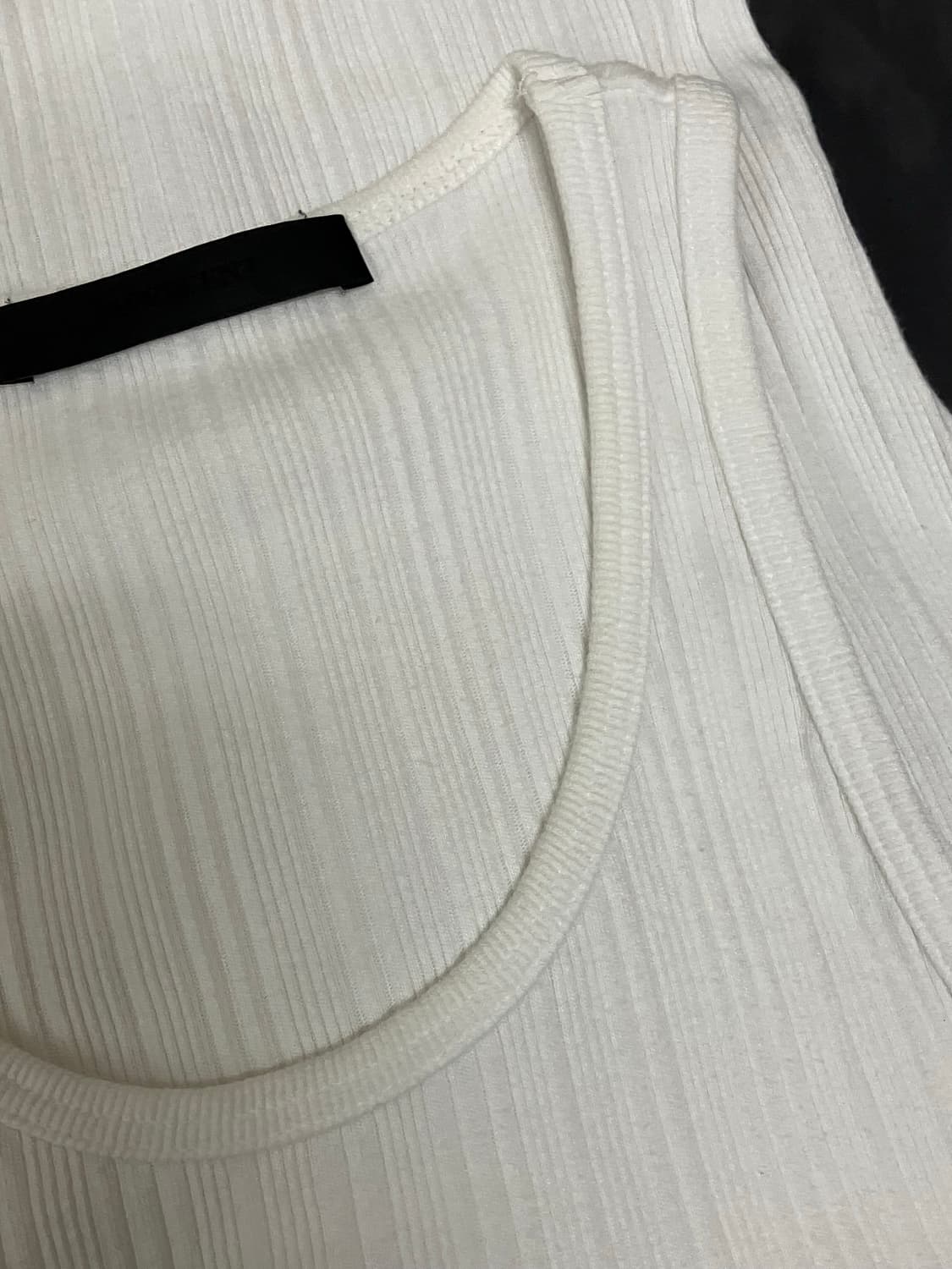 51percent sleeveless white 상품이미지3