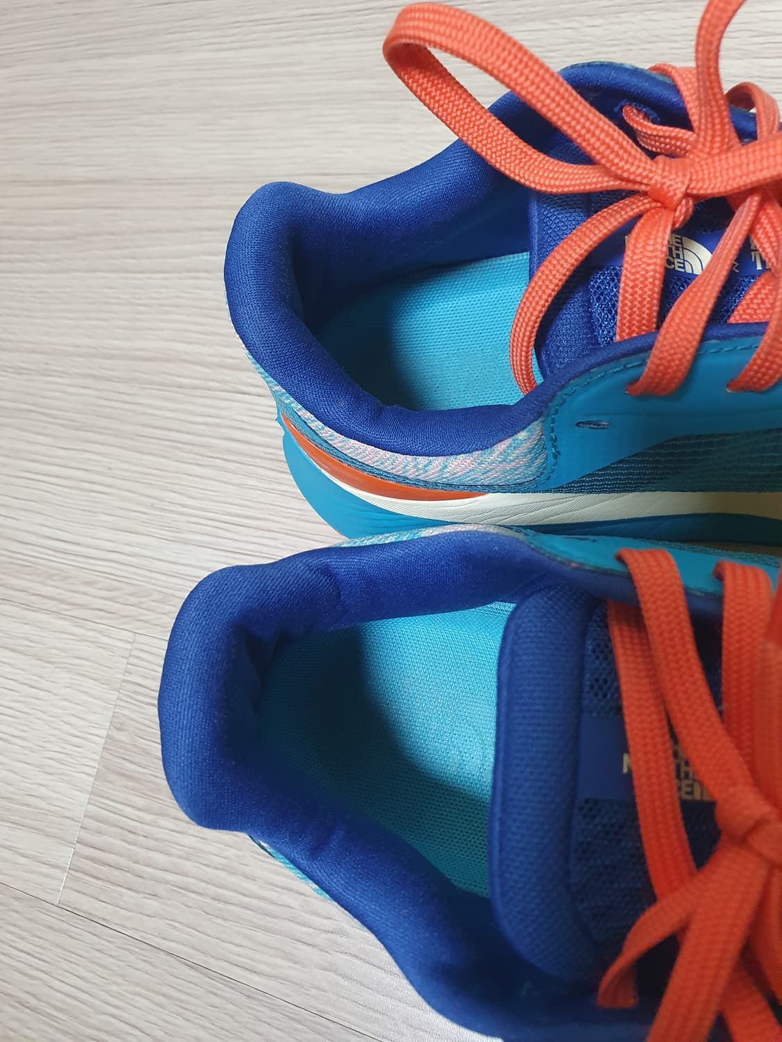 노스페이스 백티브 엔듀리스3 트레킹화 275 상품이미지8