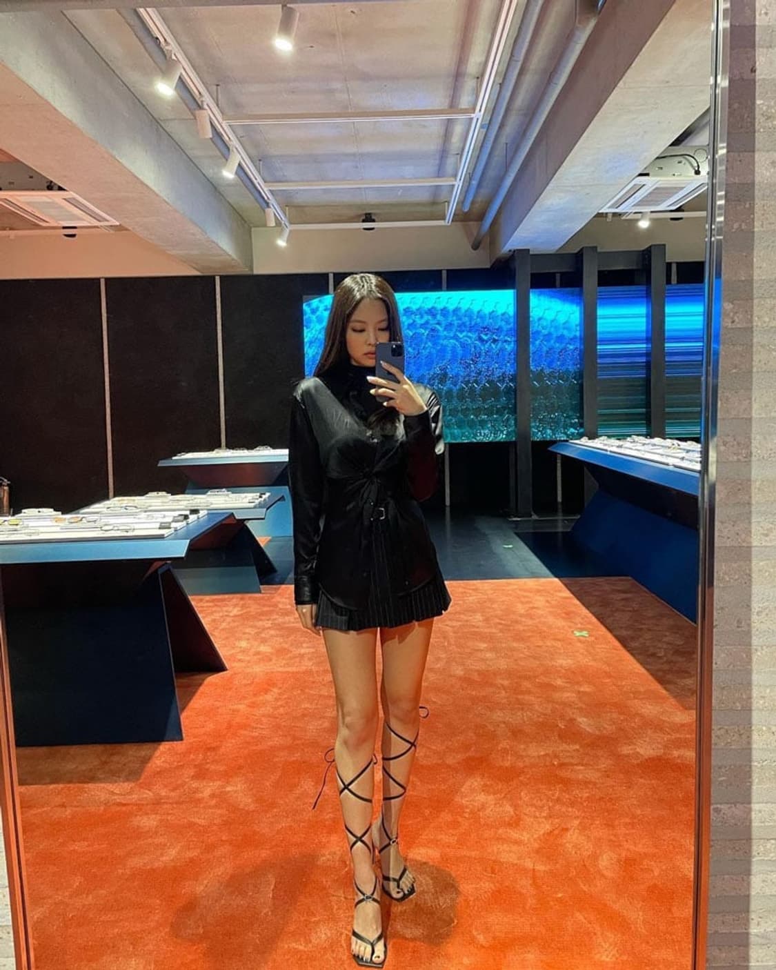 제니 착용 글로니 (구 스푸닝) 핀 스트라이프 스커트 상품이미지4