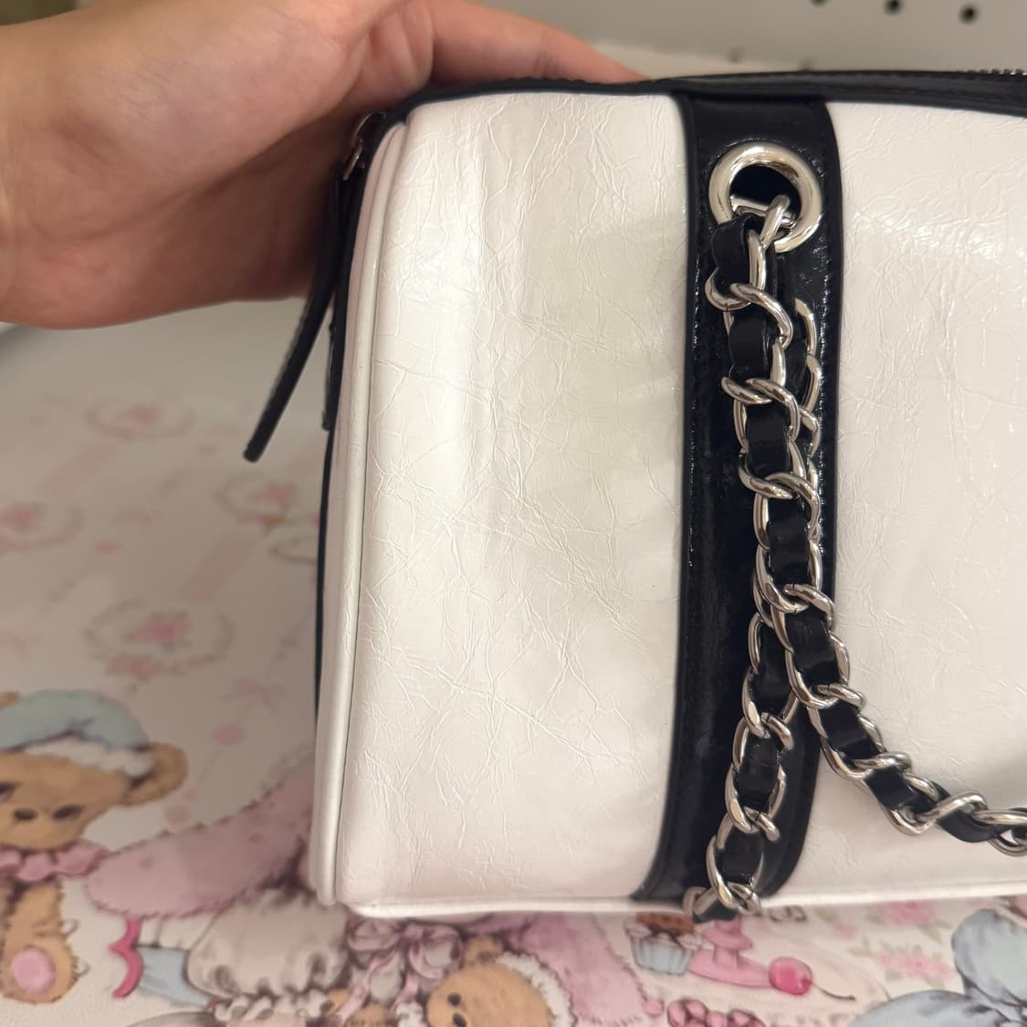 카디널레드 텐버백 + 블랙 리본 참 상품이미지5