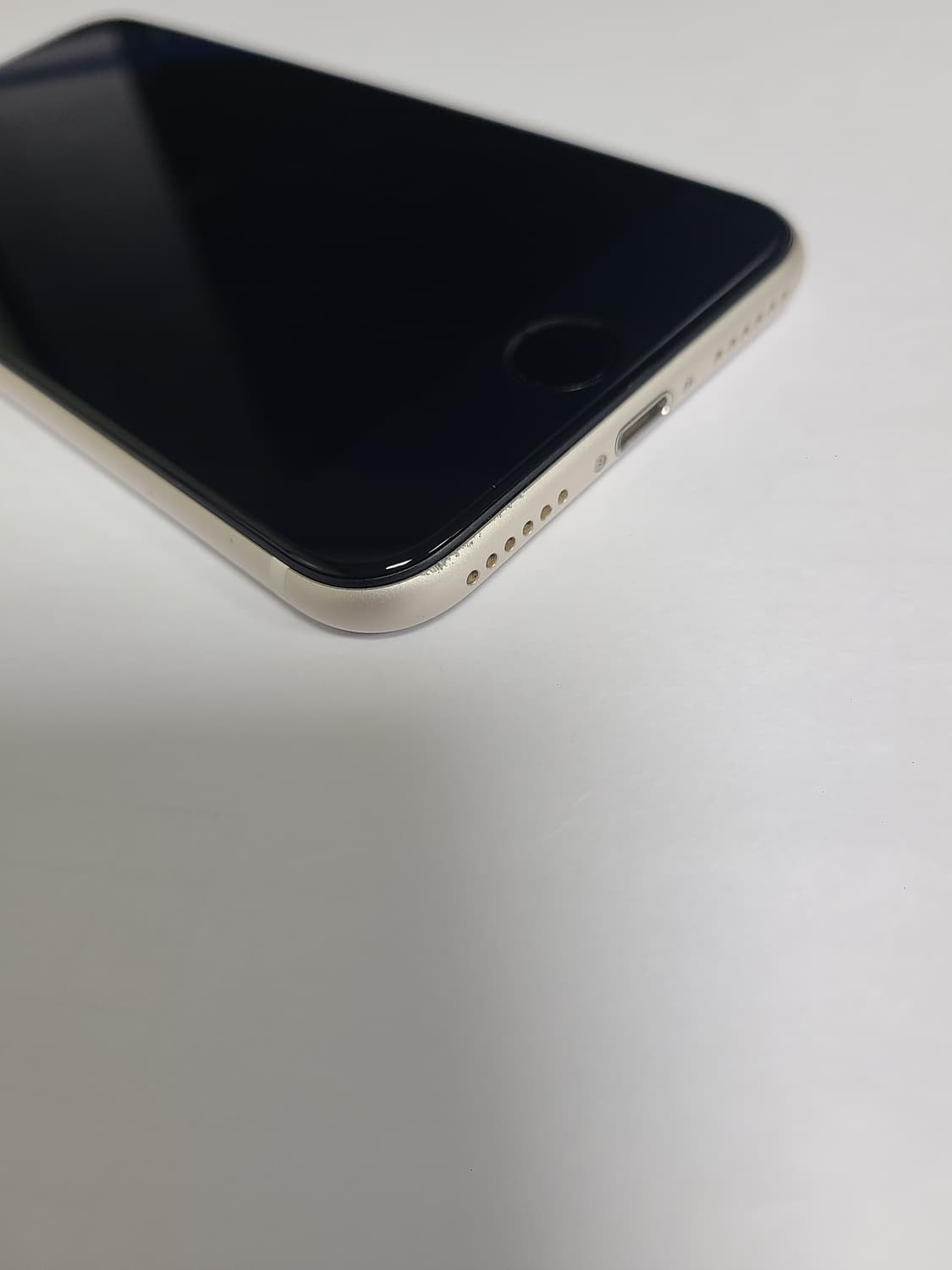 아이폰 se3 화이트64G 배터리순정88(24년11월) 상품이미지6