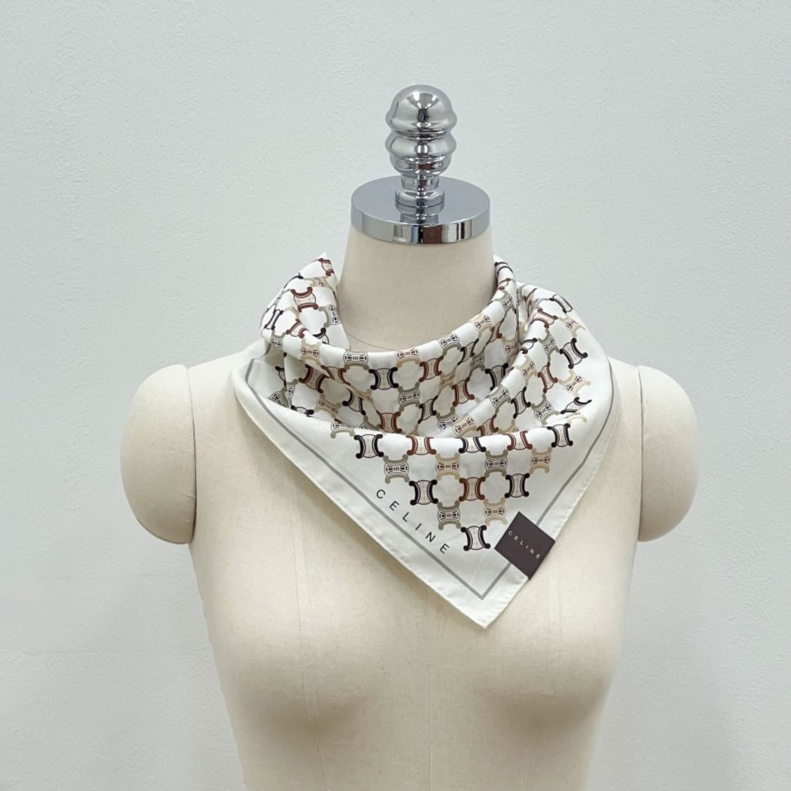 (새상품) celine / 셀린느 쁘띠스카프 손수건 상품이미지8