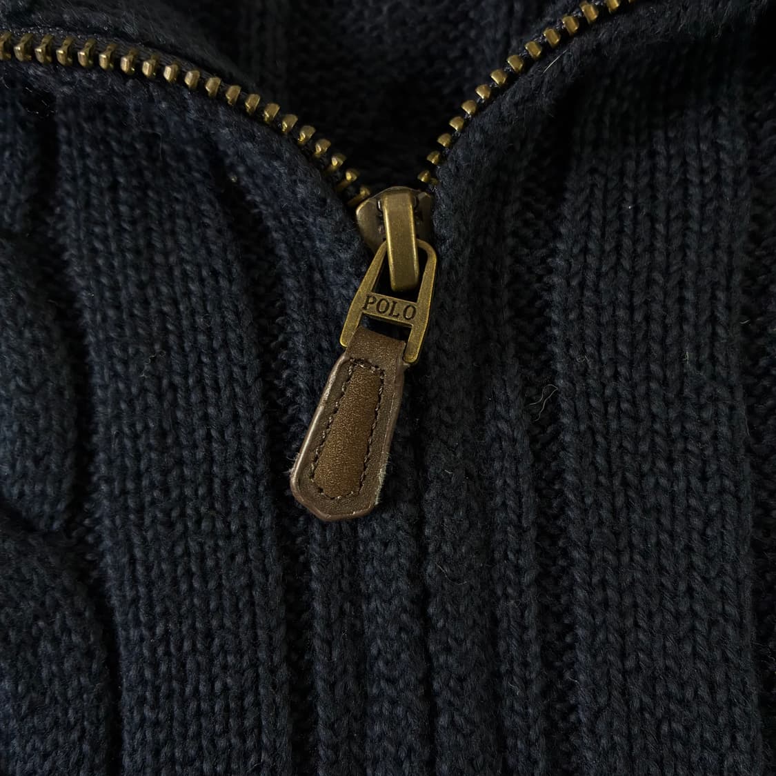 Polo  폴로 랄프로렌 자수 코튼 네이비 꽈배기 반집업 니트  상품이미지5