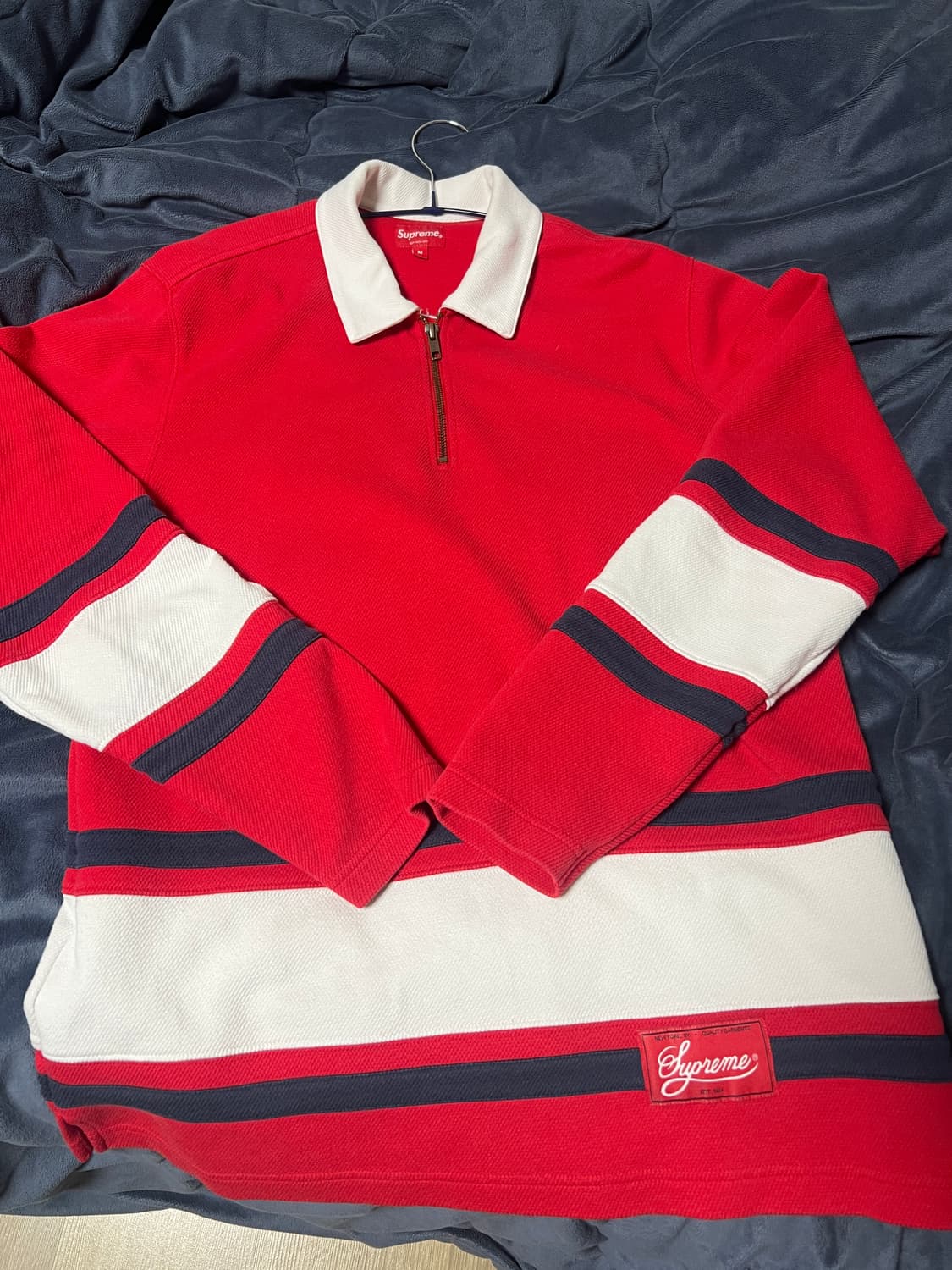 슈프림 반집업 m사이즈 상품이미지1